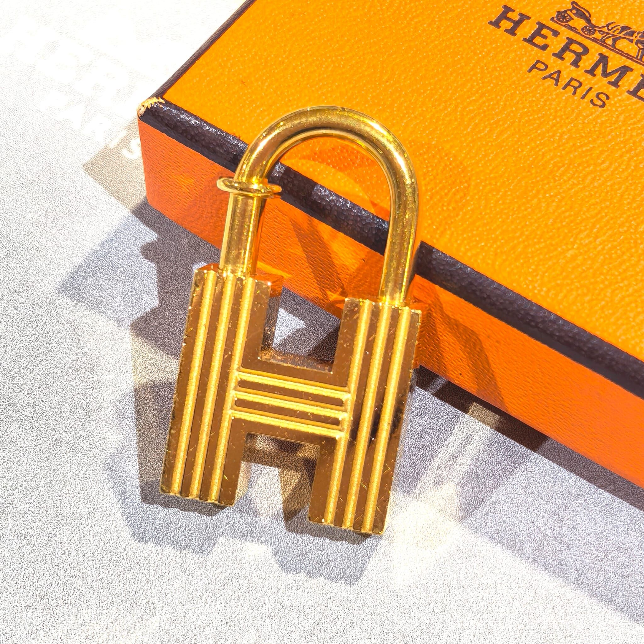 98%NEW二手HERMES 金色H鎖扣  2000 H BAG CHARM #鎖頭 #香榭站正品
