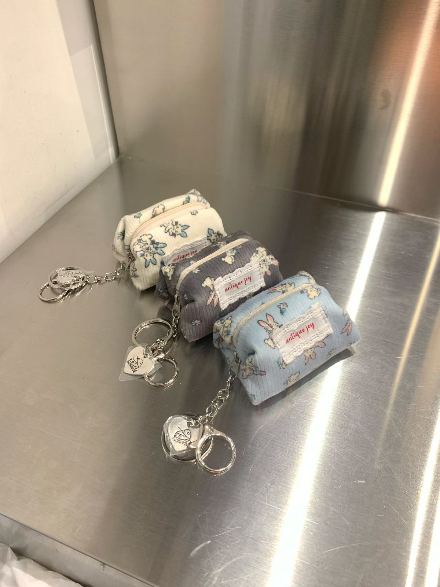 《限時團購優惠》東大門韓國製rabbit earphone keyring