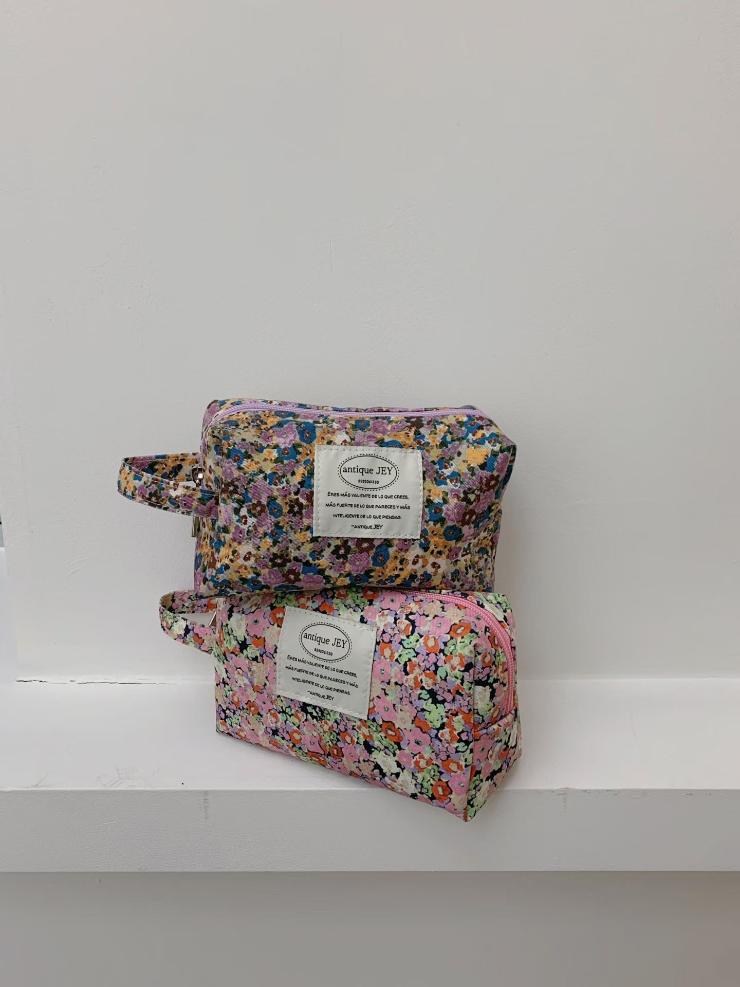 《限時團購優惠》東大門韓國製mochi flower pouch