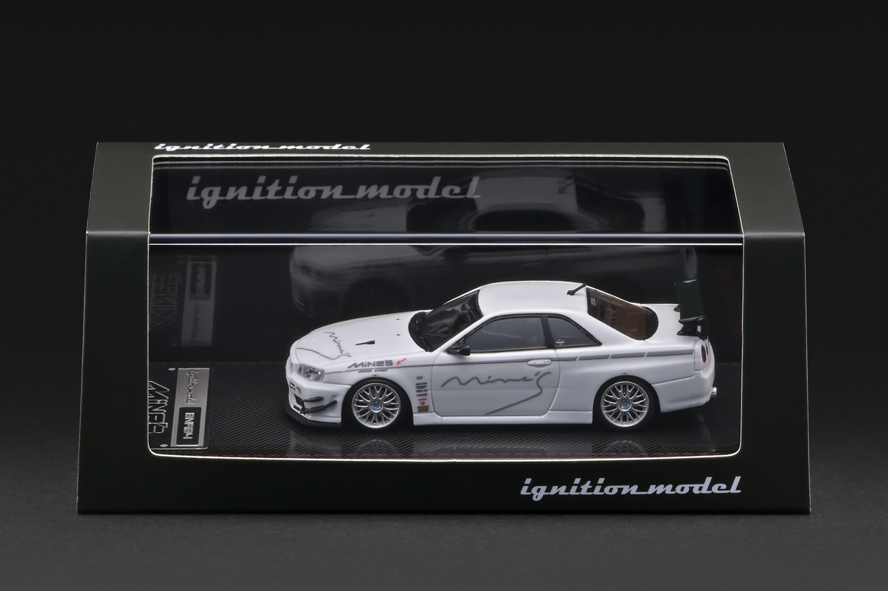 Pre order] Ignition Model Nissan Skyline GT-R Mine's (