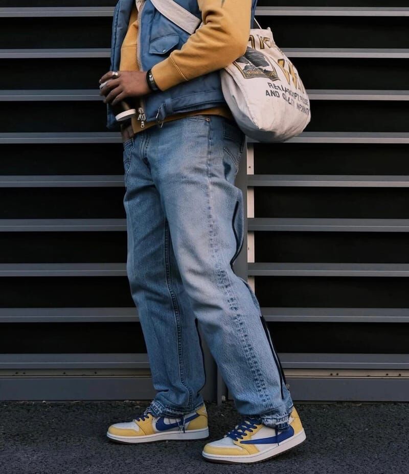 TRAVIS SCOTT X AIR JORDAN 1 LOW W "CANARY" 藍黃 倒鉤 女鞋 男女尺寸 DZ4137-700