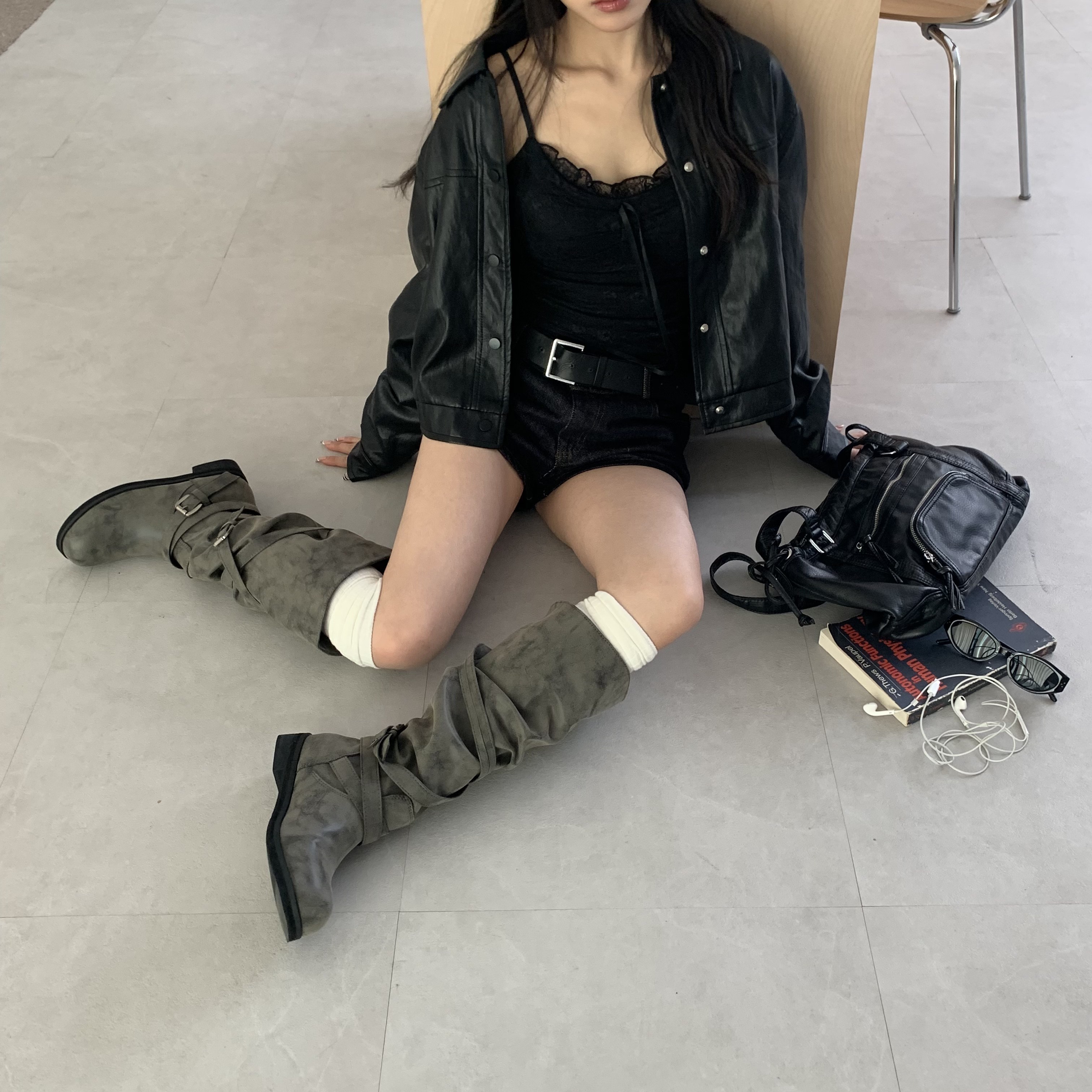 ISA_(推!)Boot Season 時髦交叉皮帶釦長靴_69018