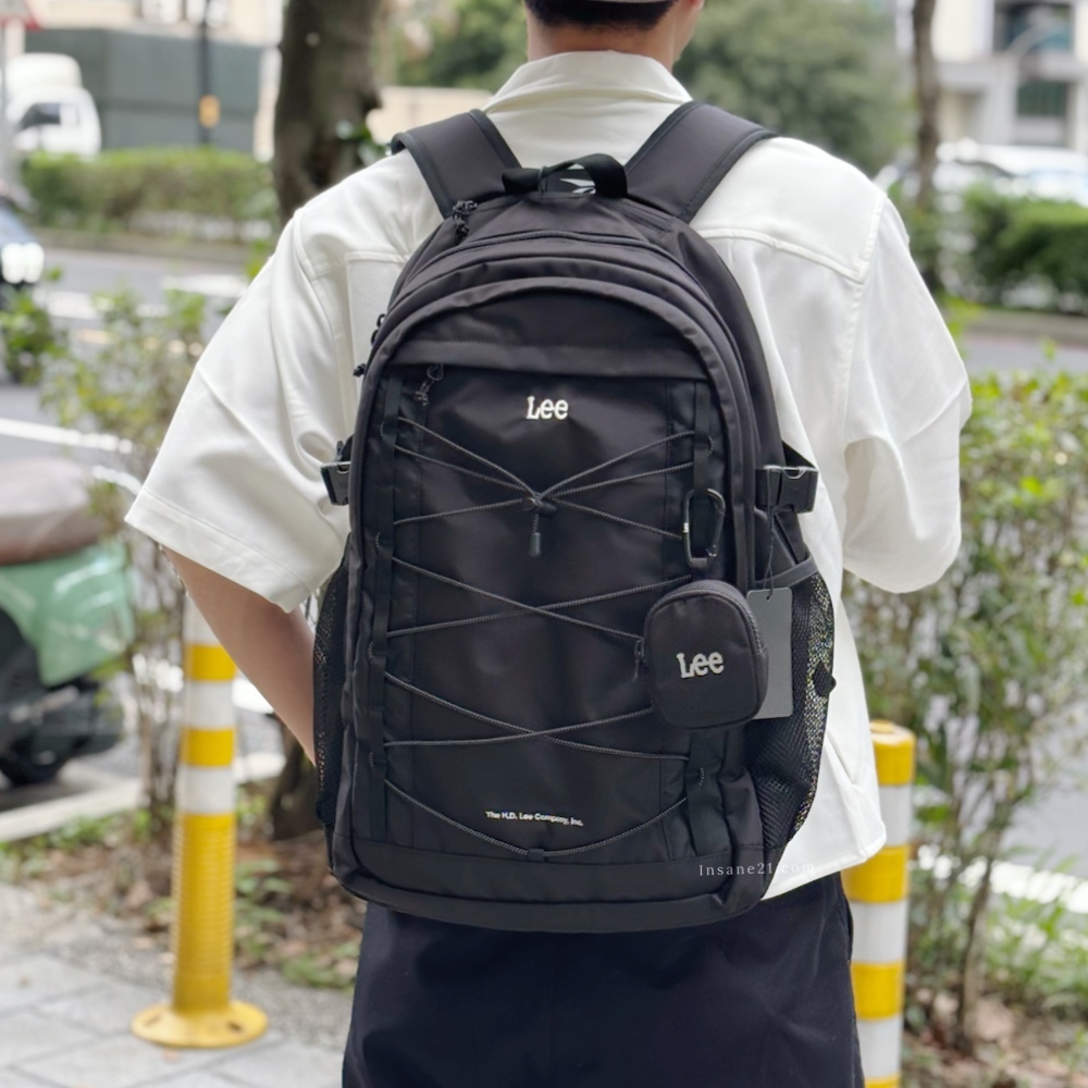 LEE 黑色 小LOGO 後背包 大容量 33L 附耳機包 多收納空間 現貨