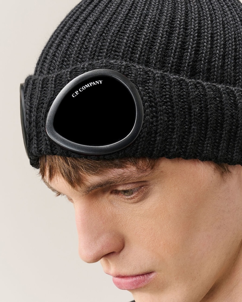 C.P. Company - Extrafine Merino Wool Goggle Beanie - 21CMAC742A005509A999 BLACK