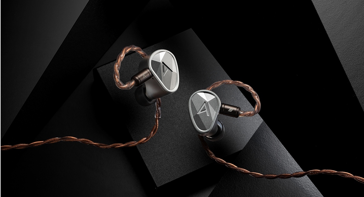 Astell&Kern CLARUS IEM