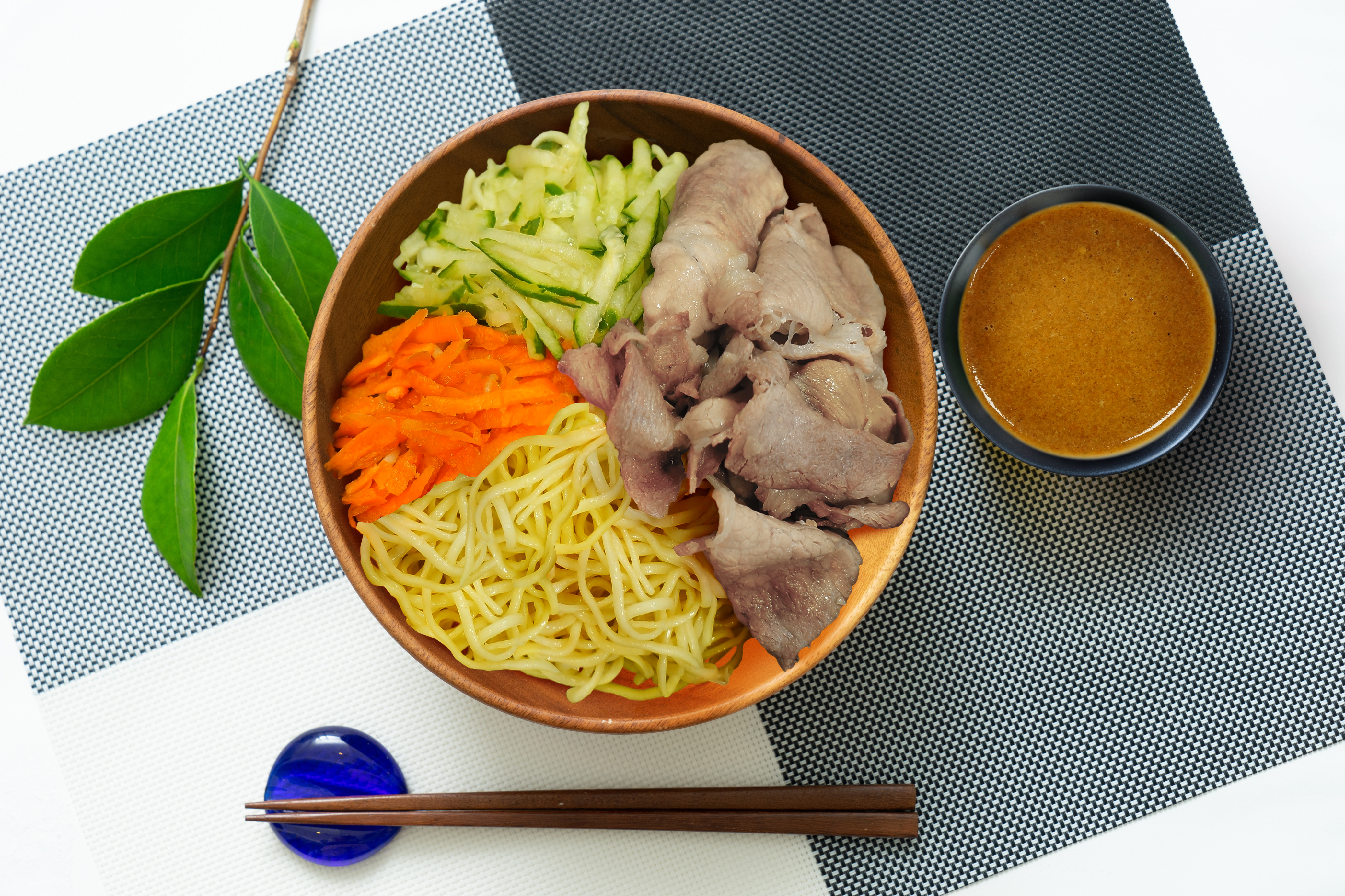 輕靚美 瘦豬肉涼麵
