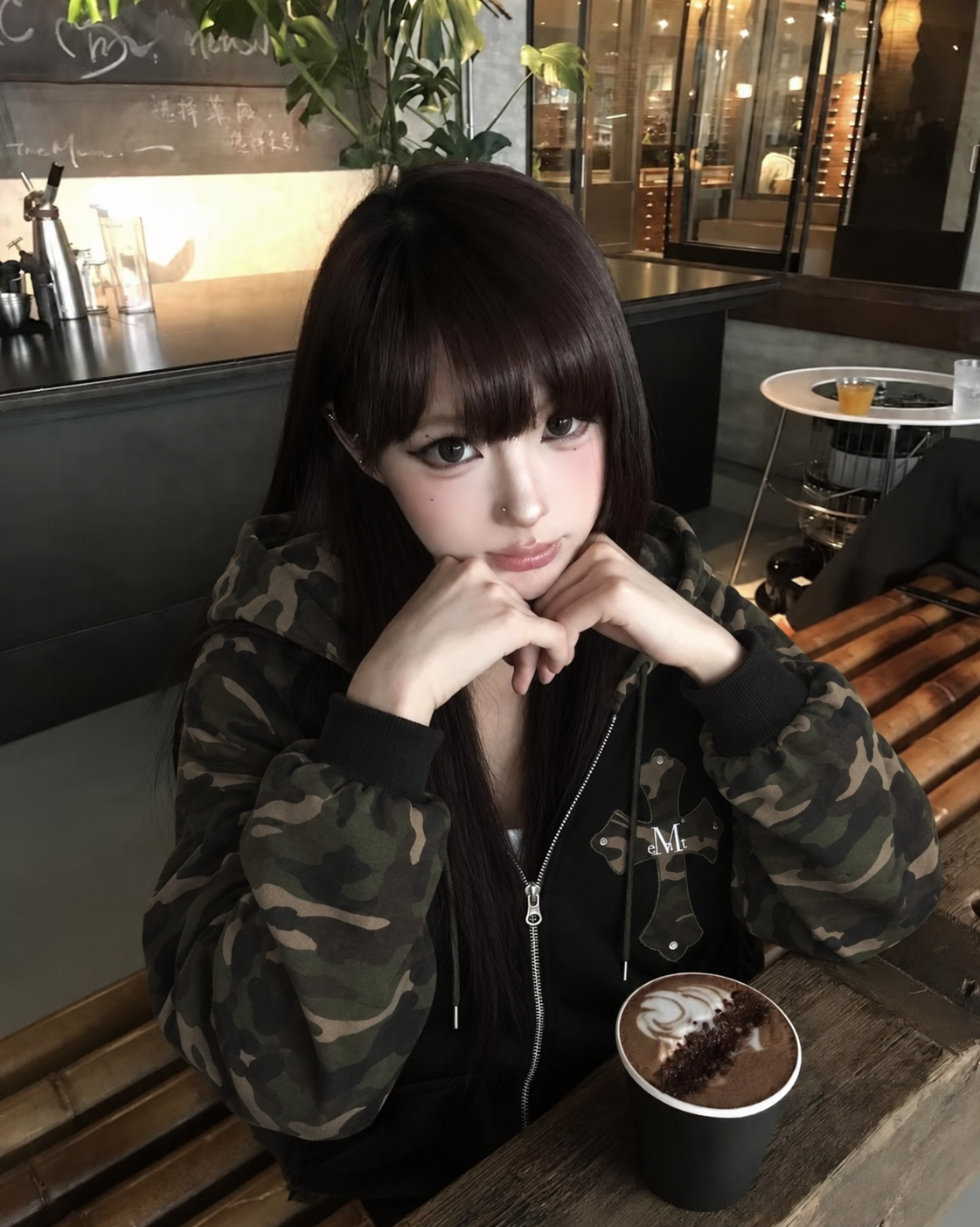 MUCENT RIVERA 迷彩十字 拼色插肩 連帽外套 男女同款