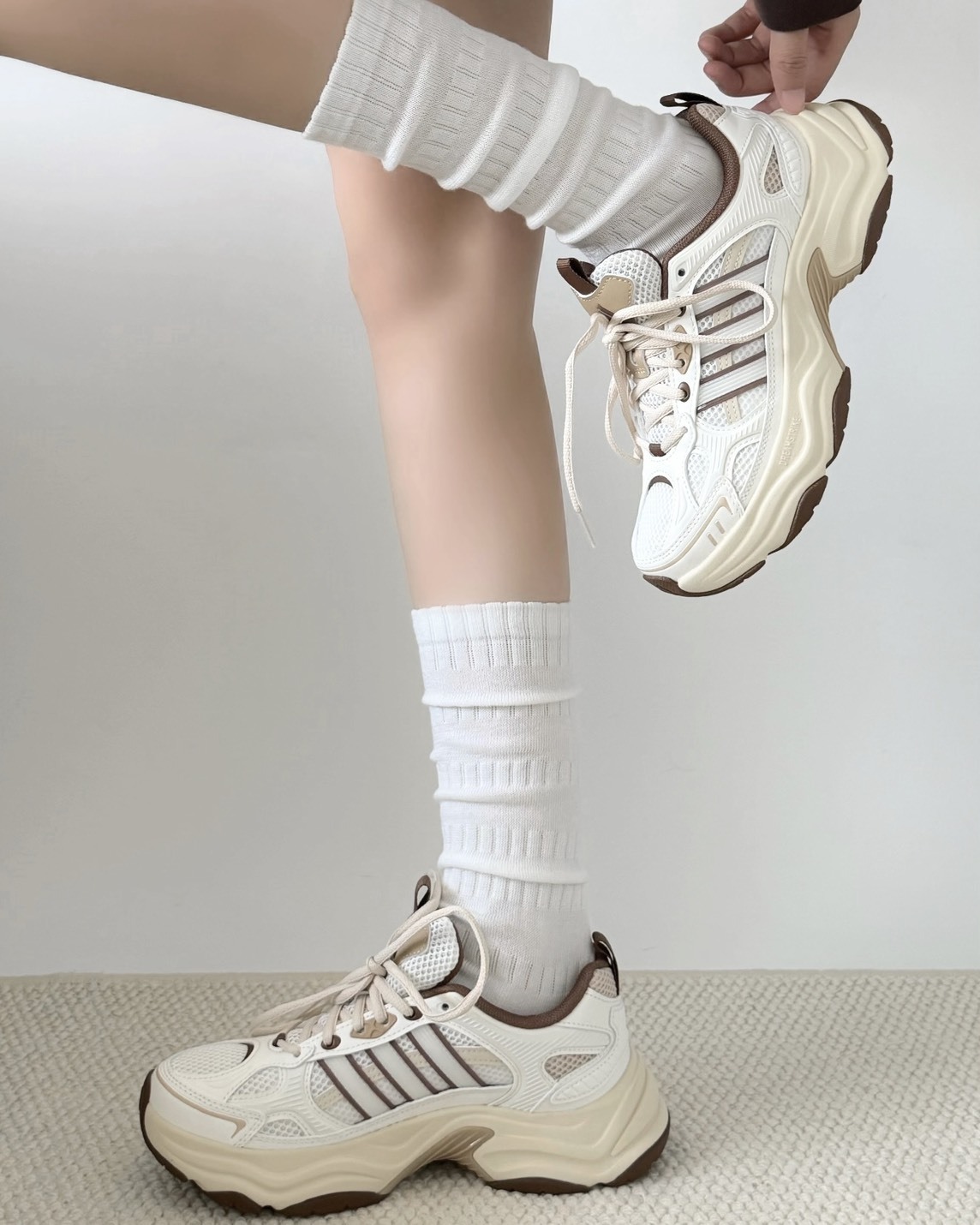 【預購】ADIDAS XLG FIN PULSE Q3 白棕色 LA6805