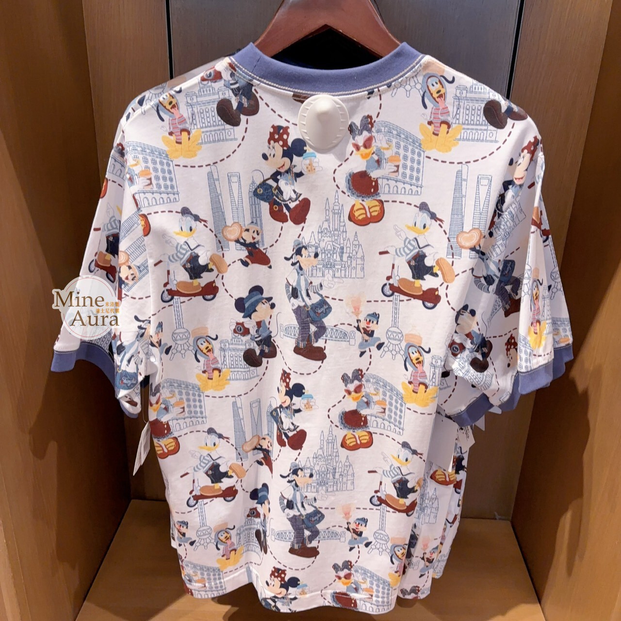 米奇 Mickey 與好友們 單寧漫遊系列 圖案 上衣 短T -上海迪士尼樂園