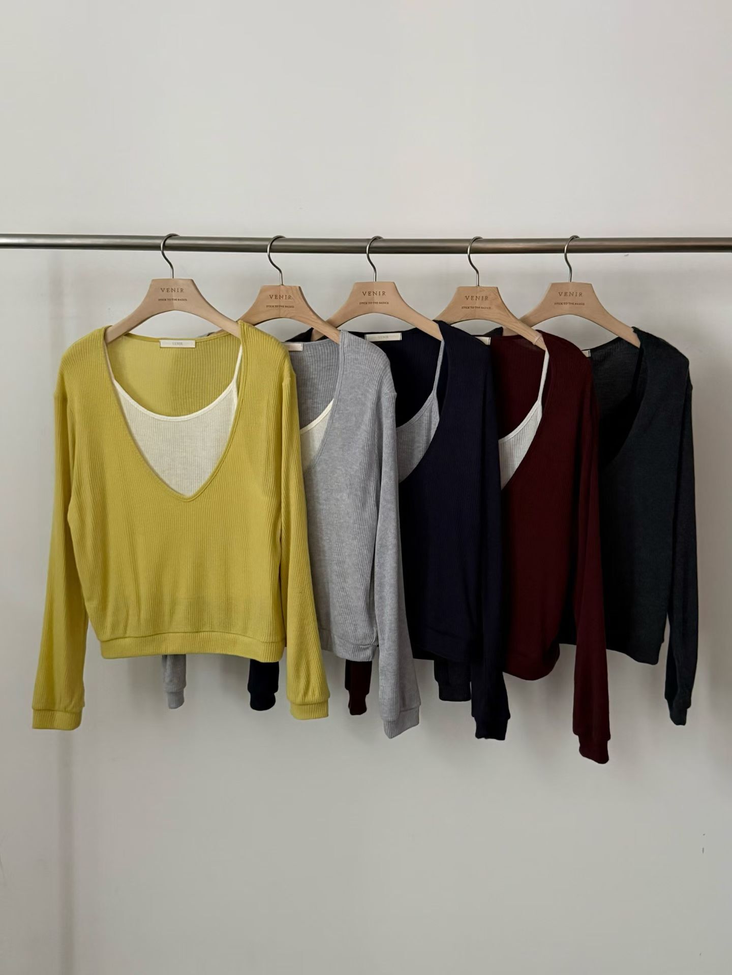 VE26128 Pie Color Block Tee