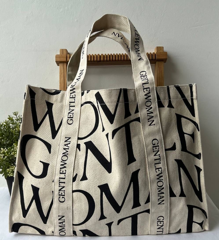 <16收單> Gentlewoman Monotonous Break 大字母帆布袋