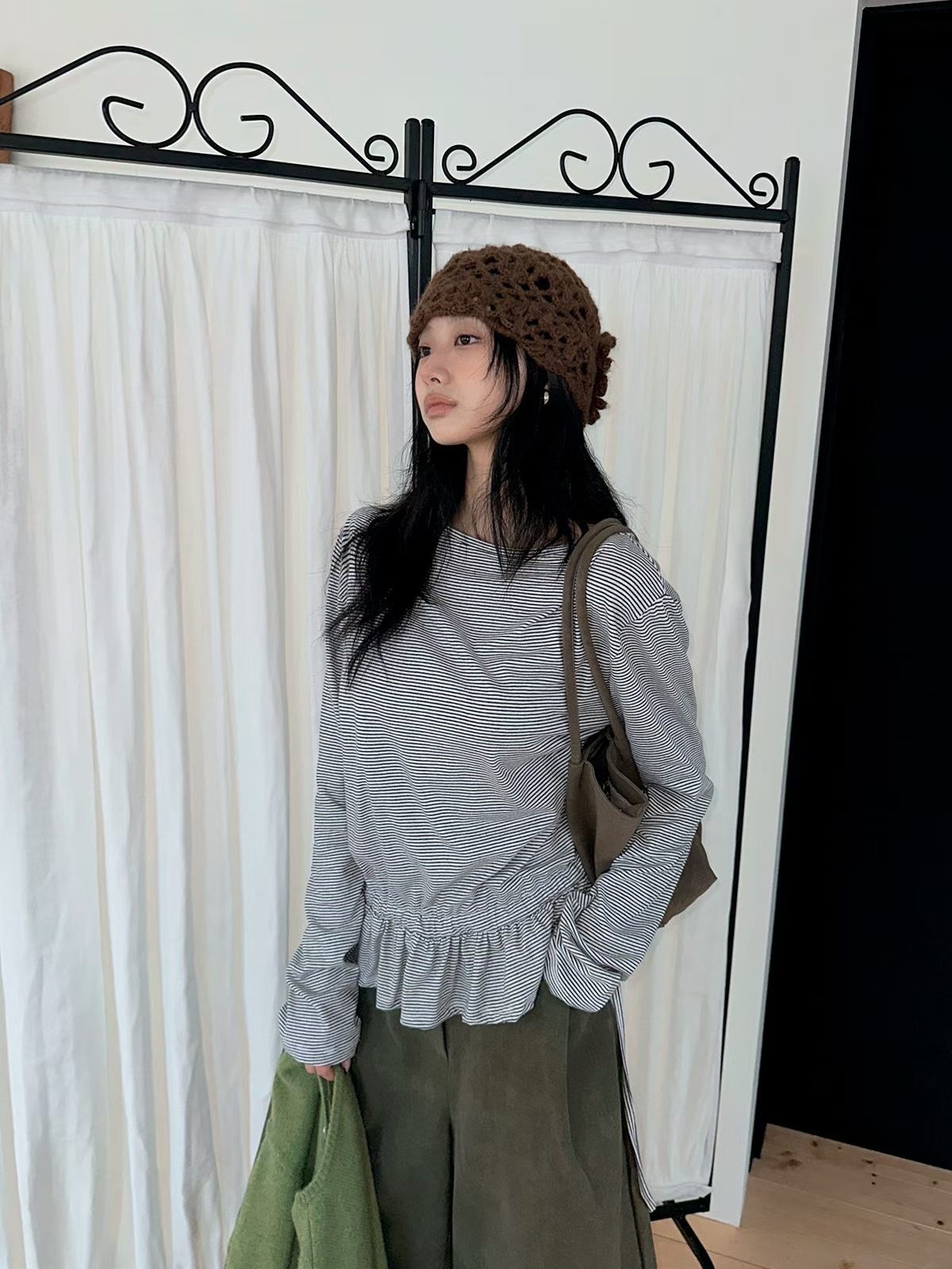 IF2604 Stripe Drawstring Top