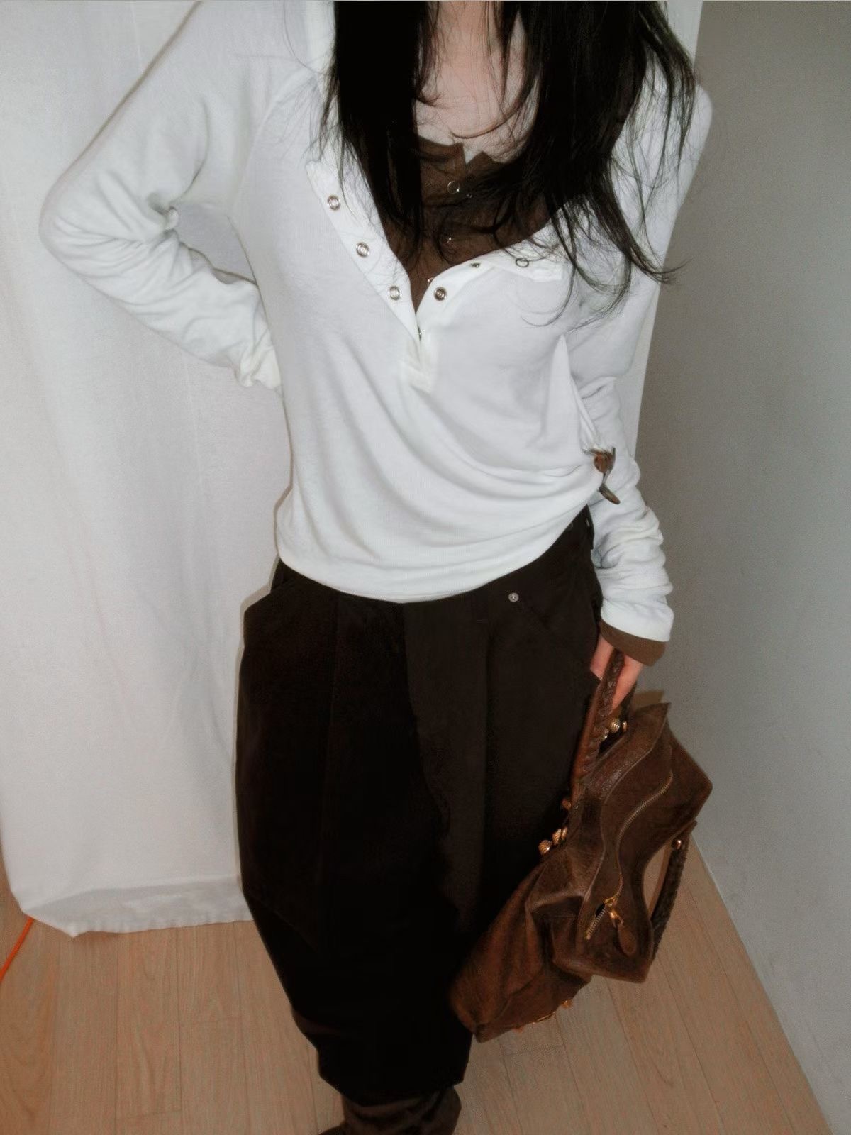 IF2605 Open button Tee