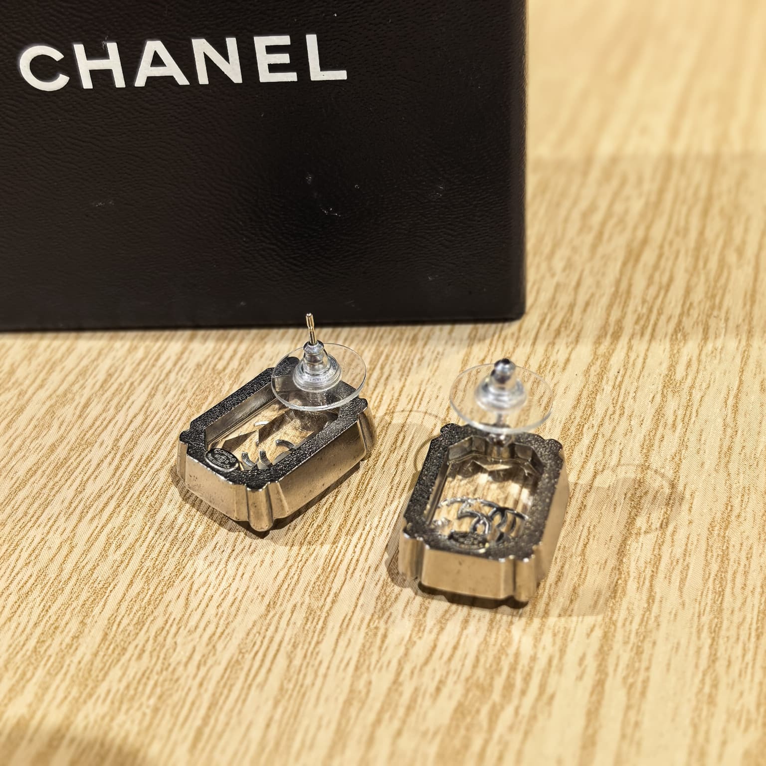 99%NEW二手CHANEL耳環 復古方形 水晶 CC LOGO 銀色邊 CHANEL Earrings #香榭站正品