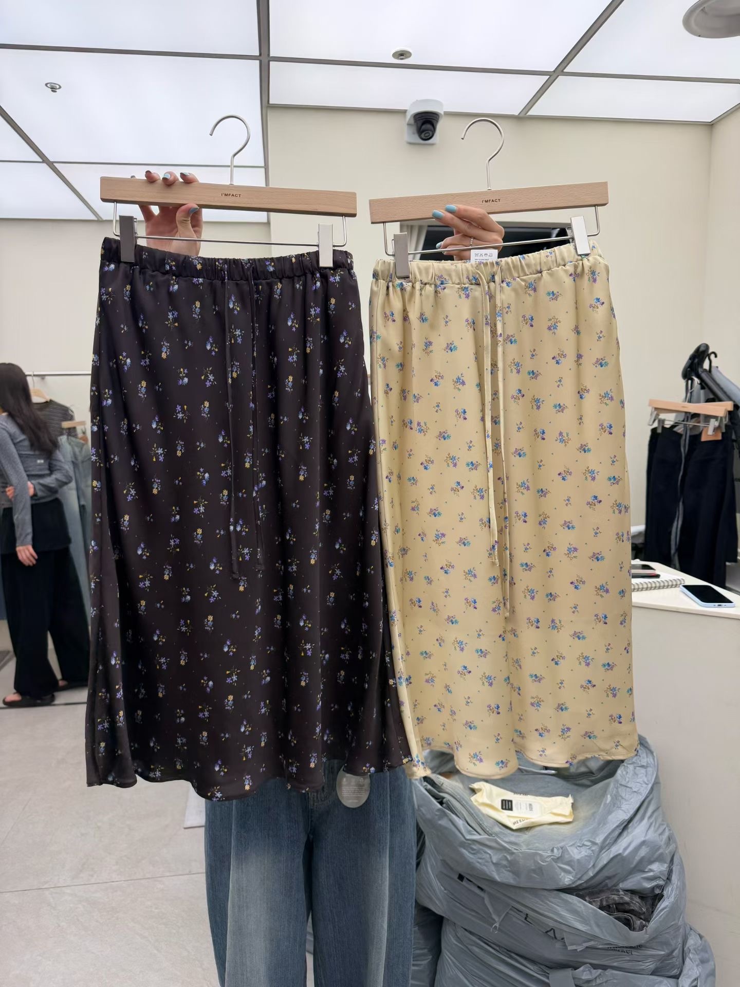 IF2609 Vintage Floral SK