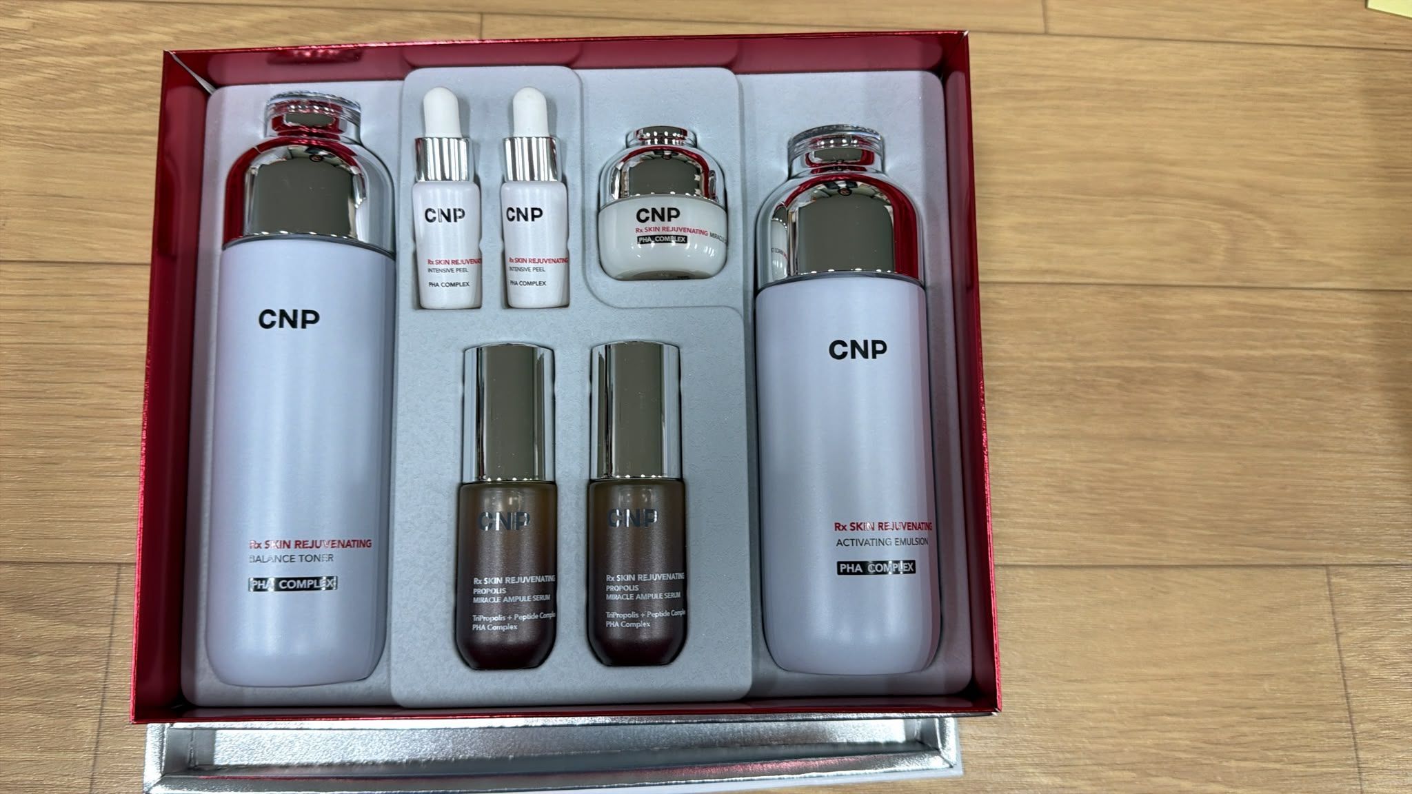 ES074 CNP PHA 煥膚蜂膠修護護膚套裝 exp:2029.05