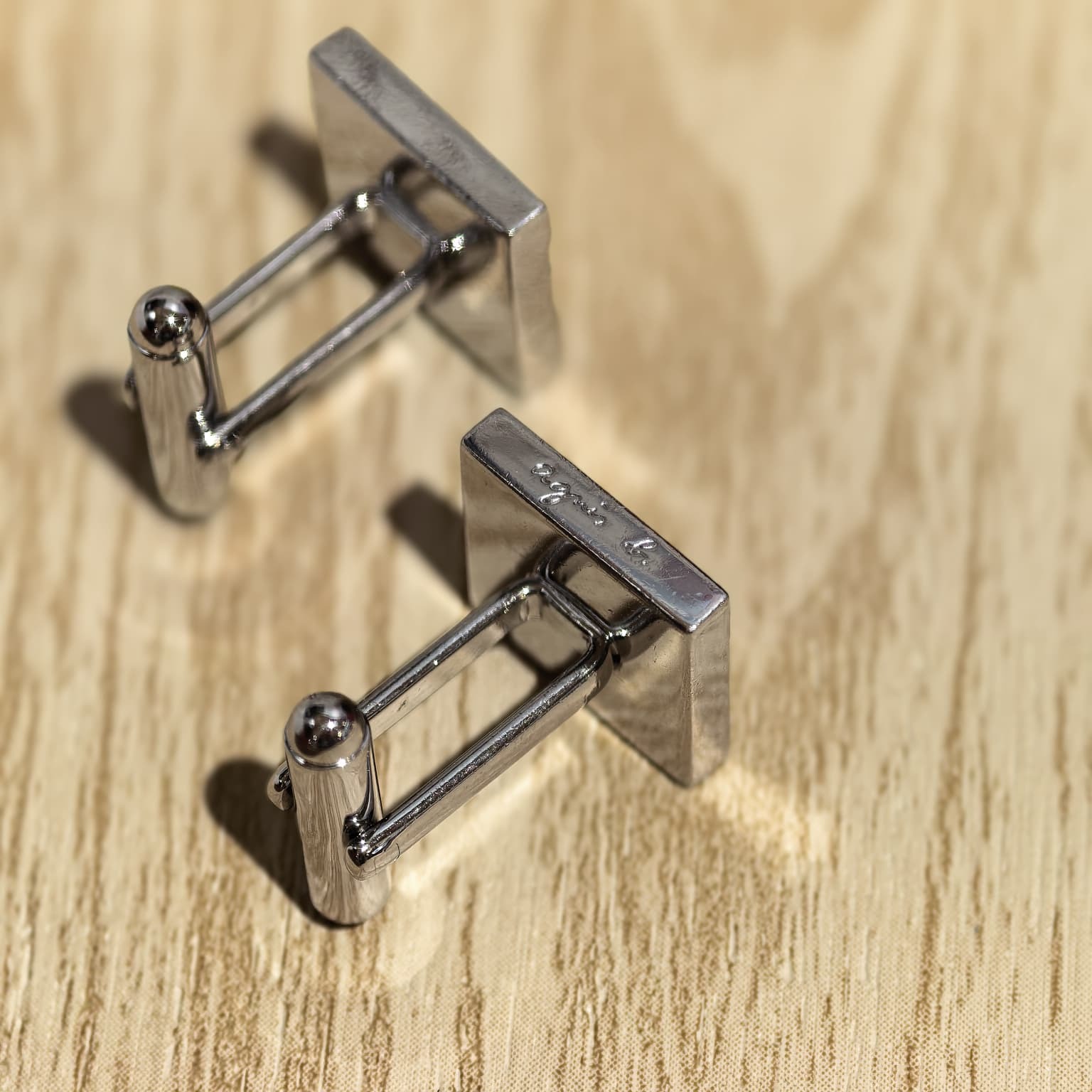 USED AGNES B 袖口鈕/cufflinks 貴金屬銀色壁虎印花 鈕扣 #香榭站正品