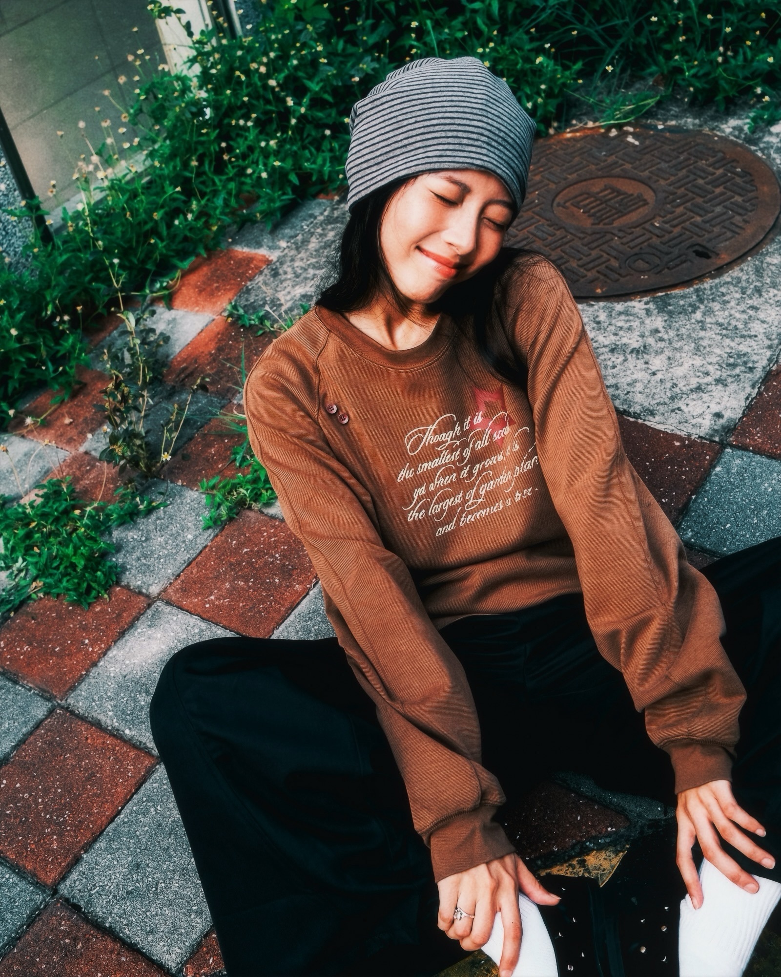 Neverland｜Star Button LS Tee (Green/Brown)