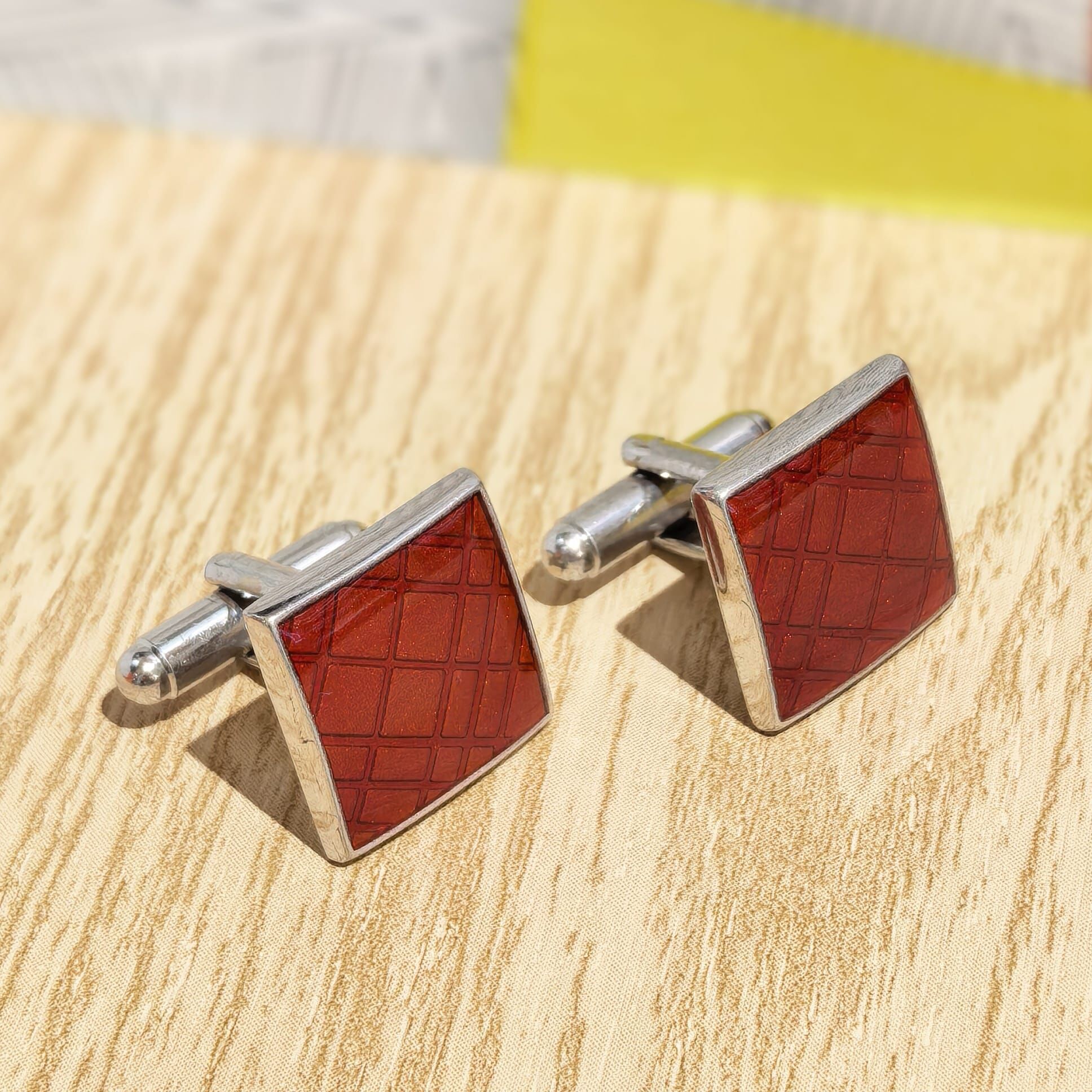 USED 袖口鈕/Cufflinks 正方形紅色晶格紋飾面的金屬袖扣 #香榭站正品