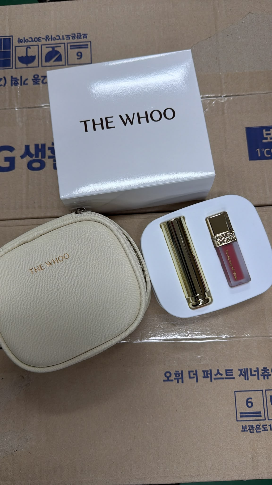 ES062 The Whoo 后 拱辰享美光感潤唇膏特別套裝 exp:2029.08