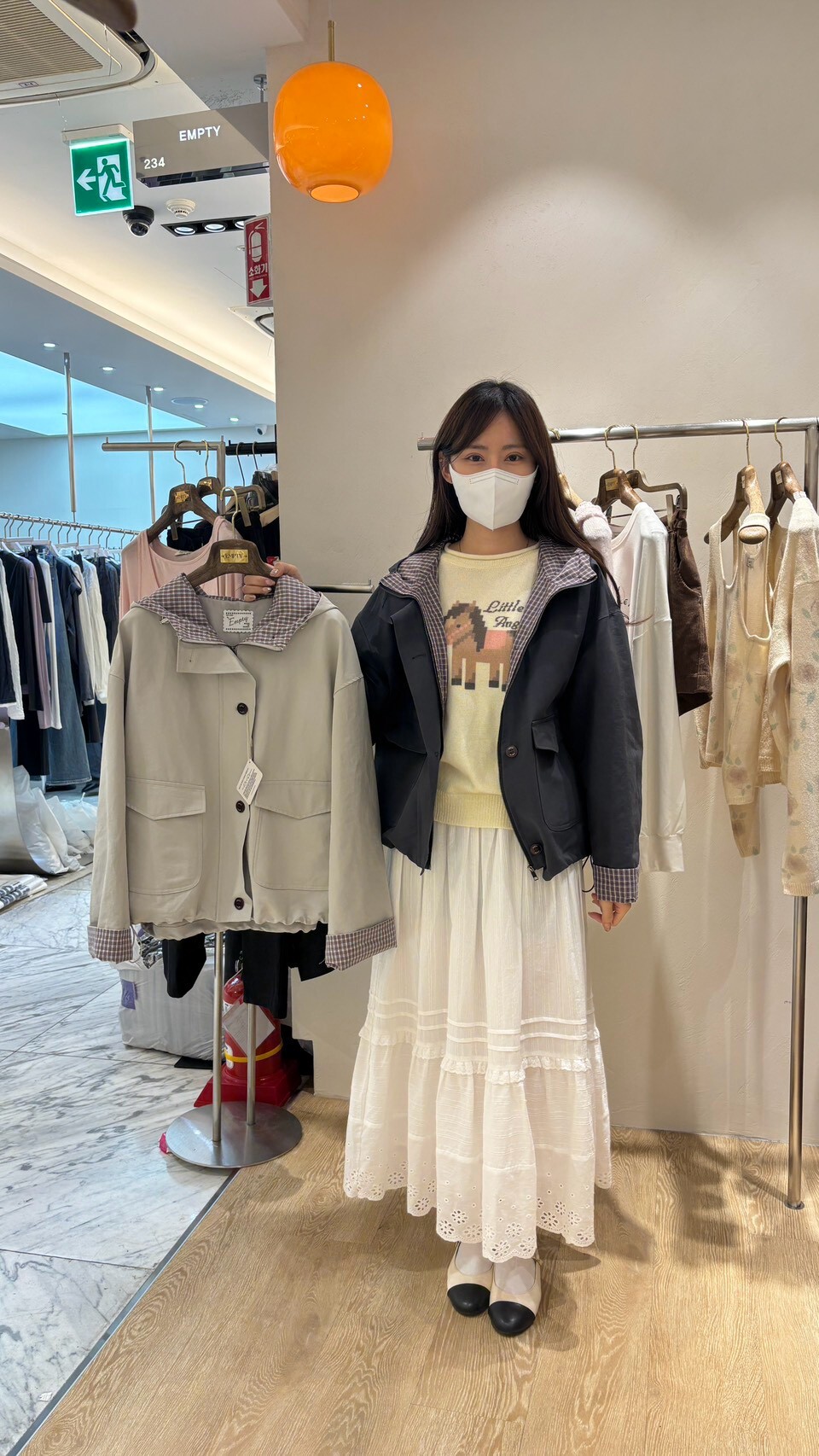 EM7109 格紋內襯連帽多口袋短版外套