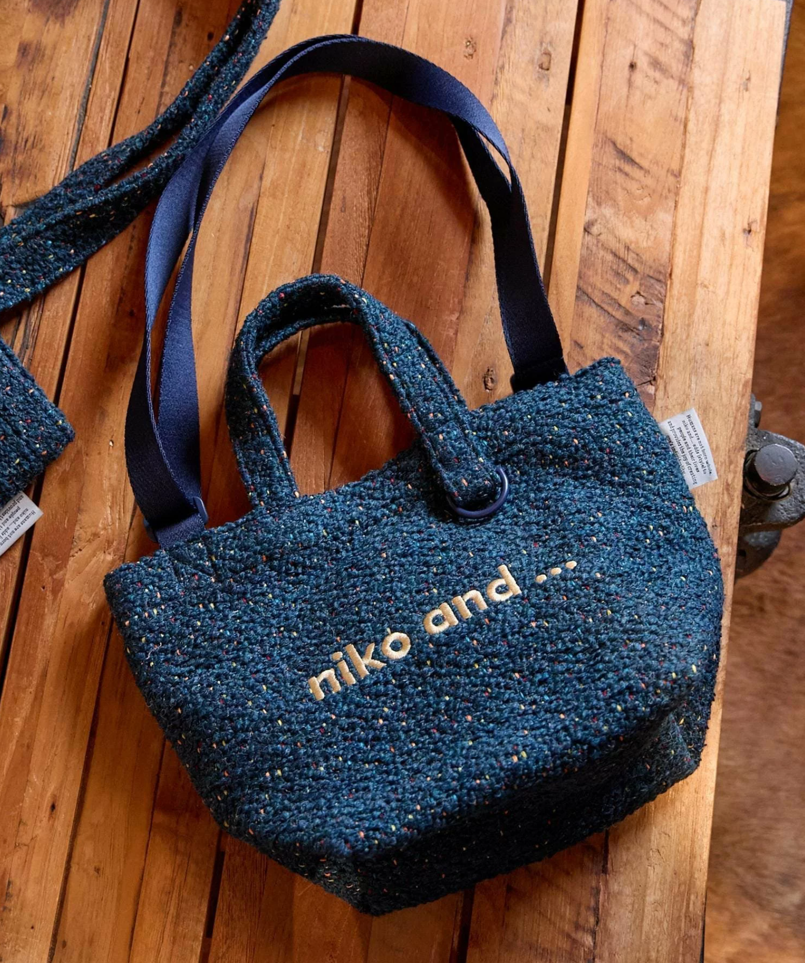 日本選物｜niko and... 26FW Logo Textured Tote Bag  (5 Colours)