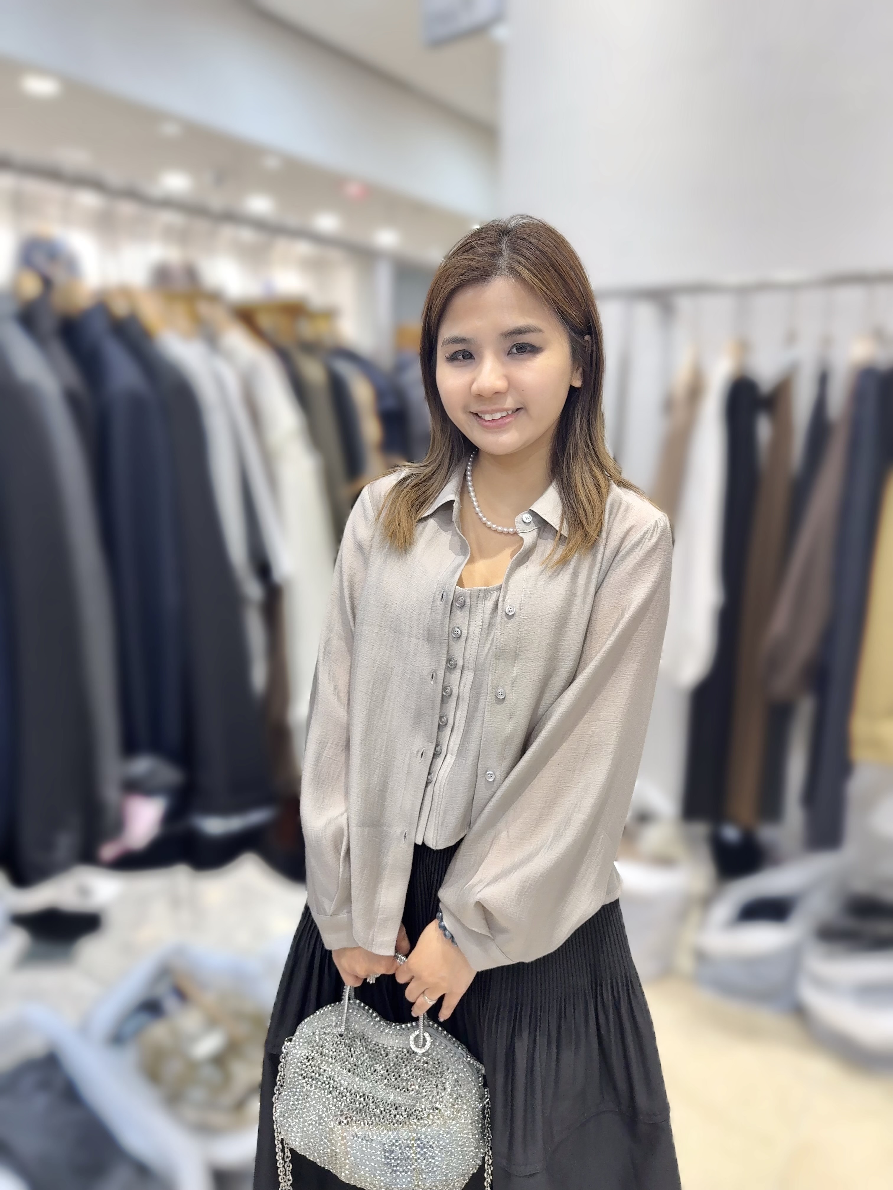 EN26  ( 1SET )背心 胸40     恤衫 胸40      長22   $599 校長價
