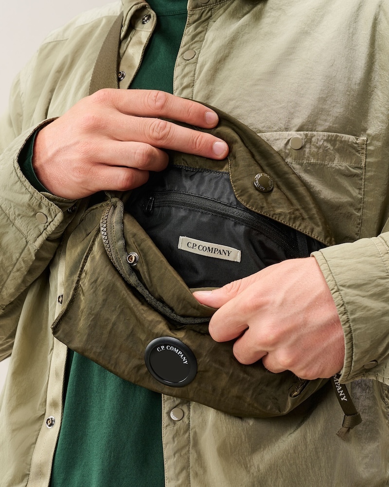 C.P. Company - Nylon B Lens Zipped Waist Bag - 21CMAC117A005269G683 IVY GREEN