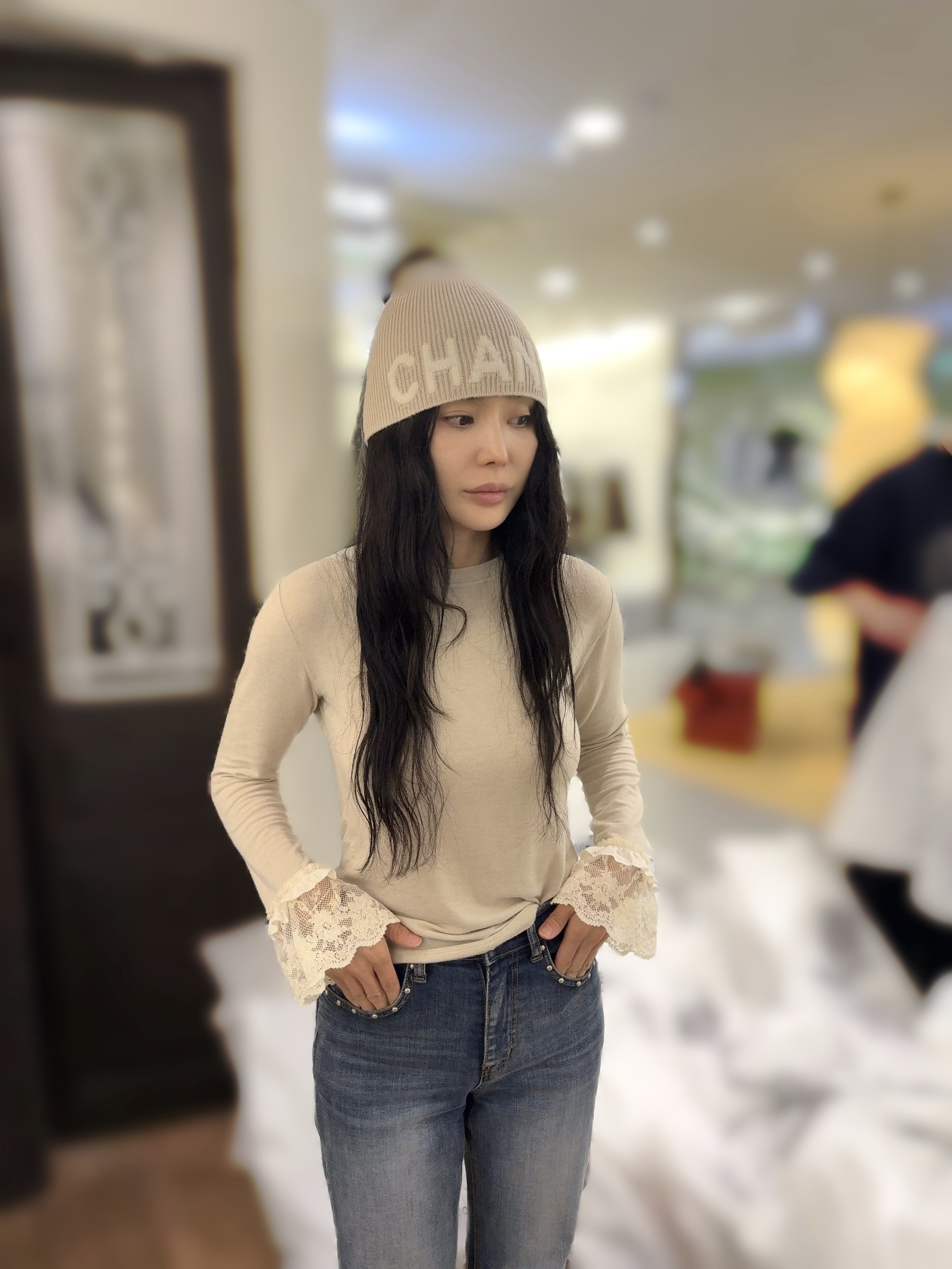 FW19  羊毛lace 彈力T   胸36-48 長21.5 $519  校長價