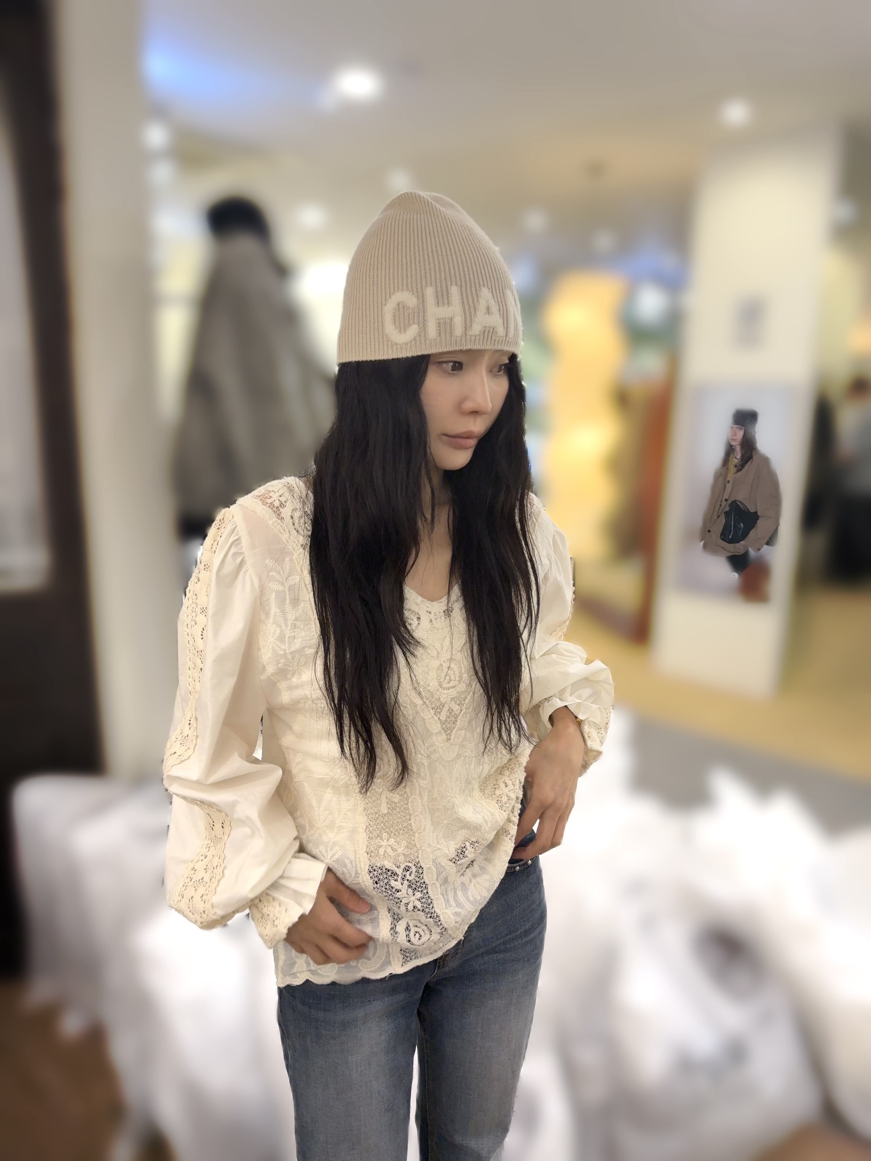 FW24  高質LACE襯衫   胸46 長25 $609