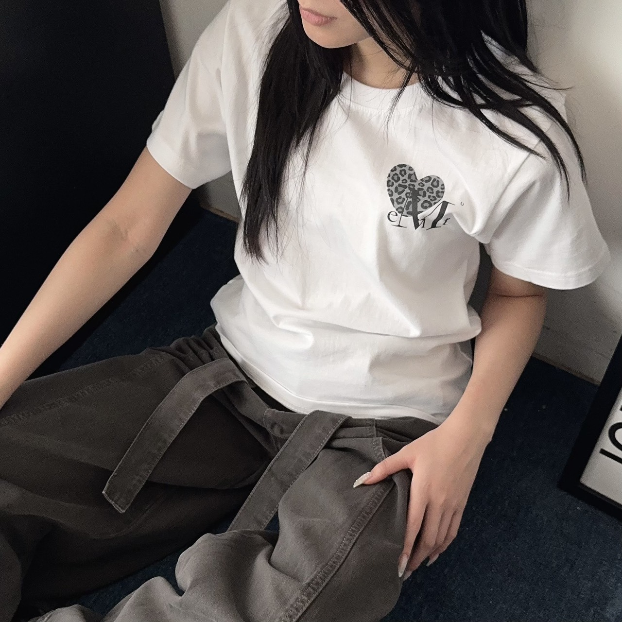 （現貨）韓牌 MUCENT SIERRA 豹紋愛心 小logo 短T P0000CLZ