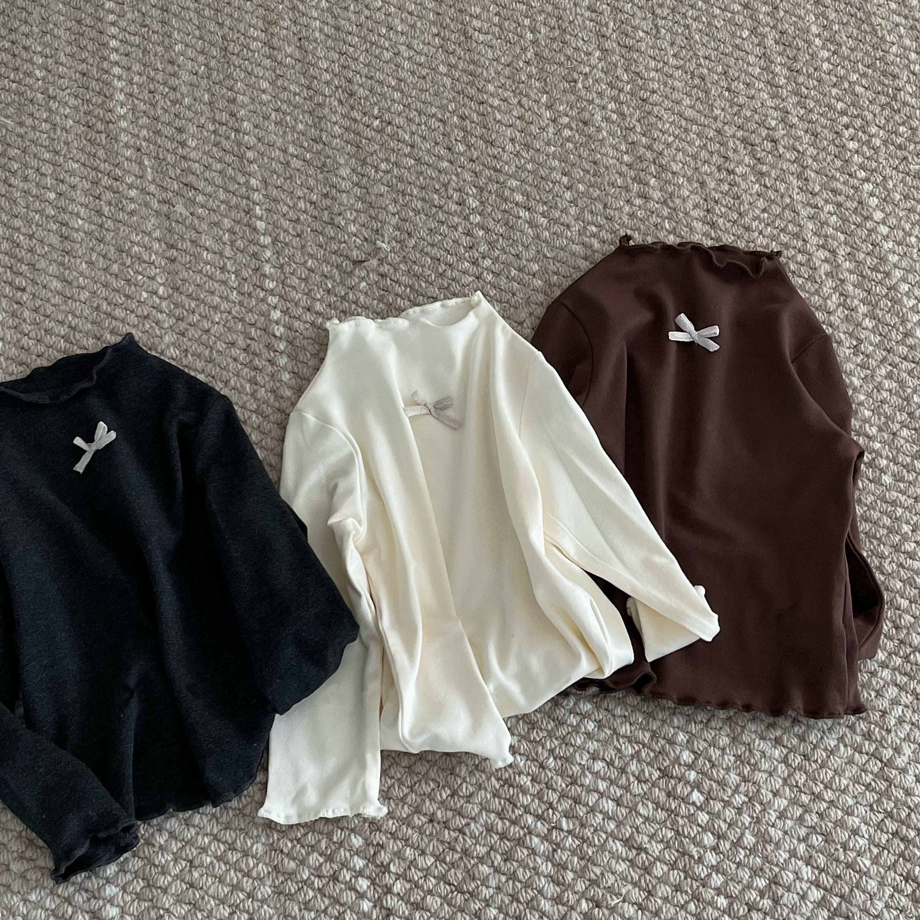 蝴蝶結木耳邊打底衣