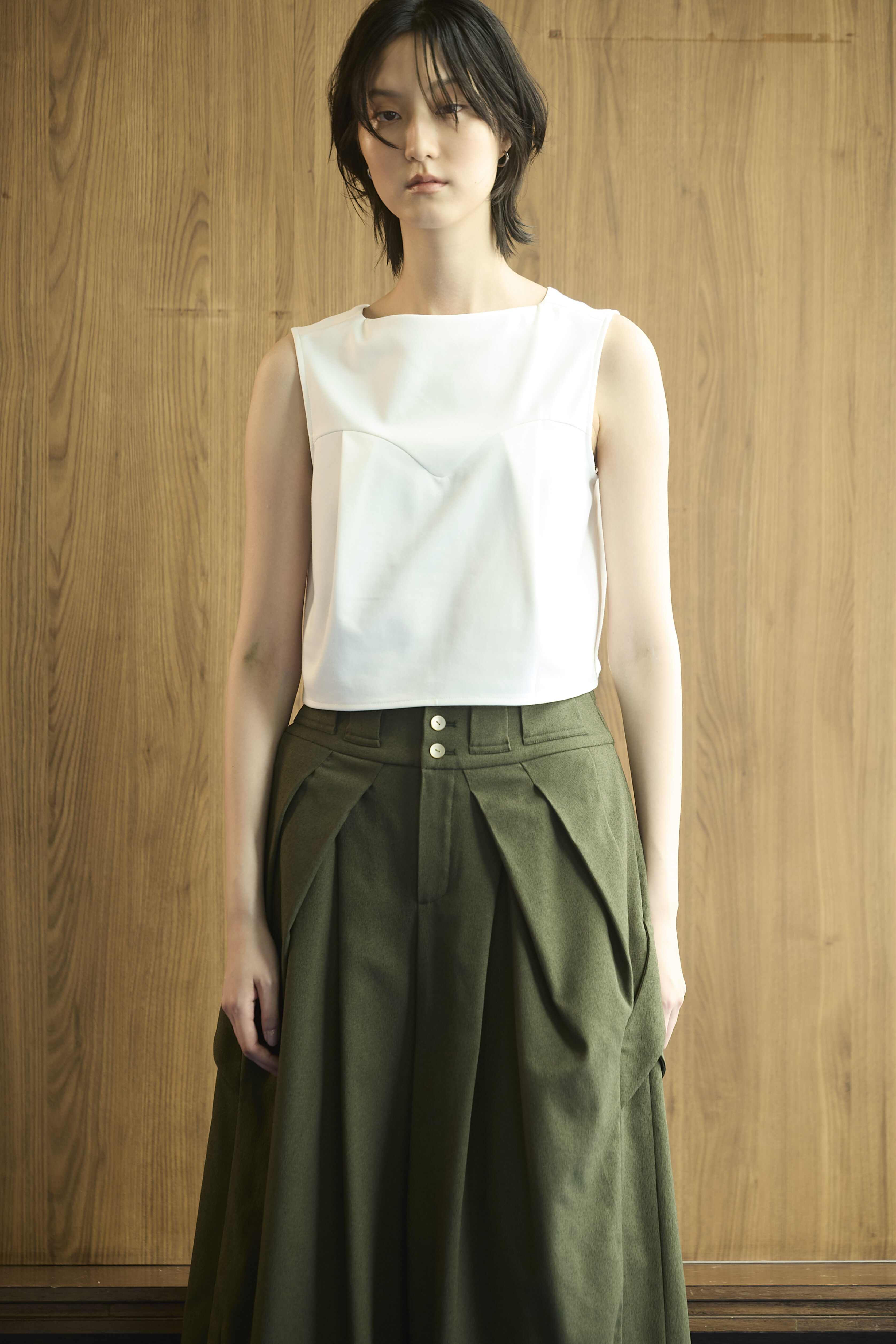 Spliced Pleated Sleeveless Top