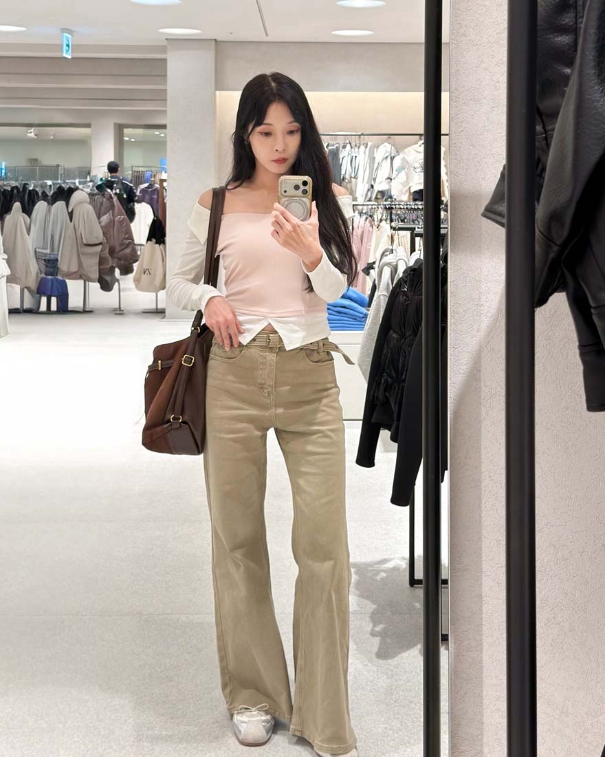 LINA LINA韓妞私服拼色翻領綁結假兩件上衣-柔霧粉