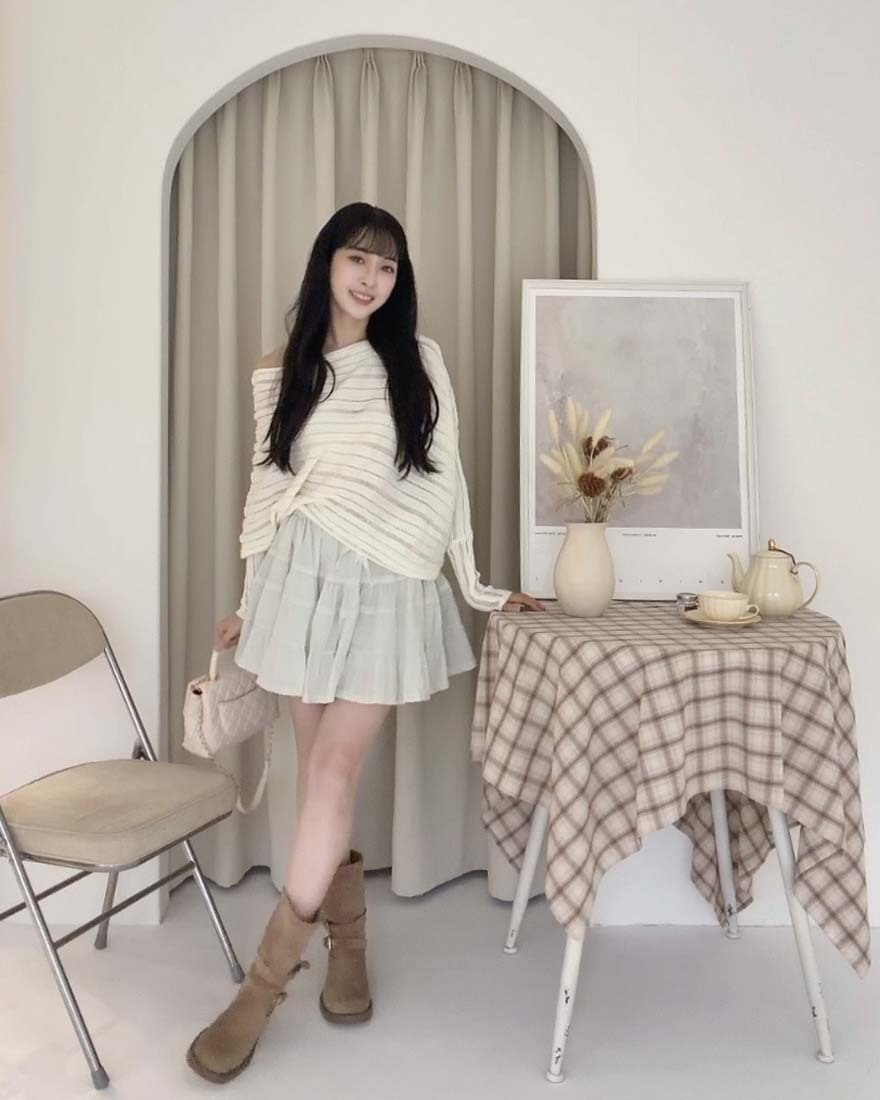 LINA LINA唯美柔焦橫條織網帆船領飛鼠袖上衣-高雅白