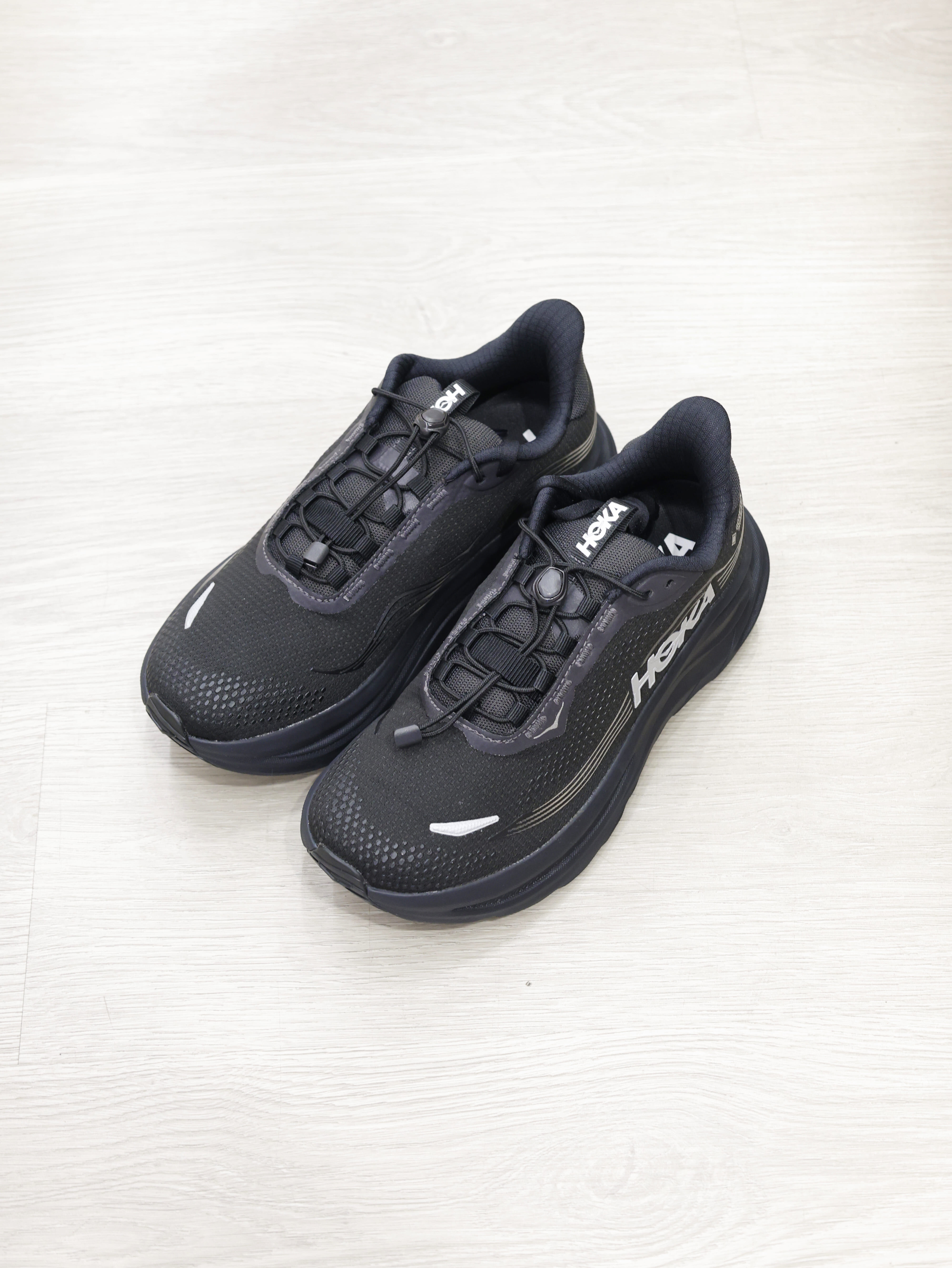 Hoka 男 Clifton 11 GTX Wide 路跑鞋 1177542BBLC