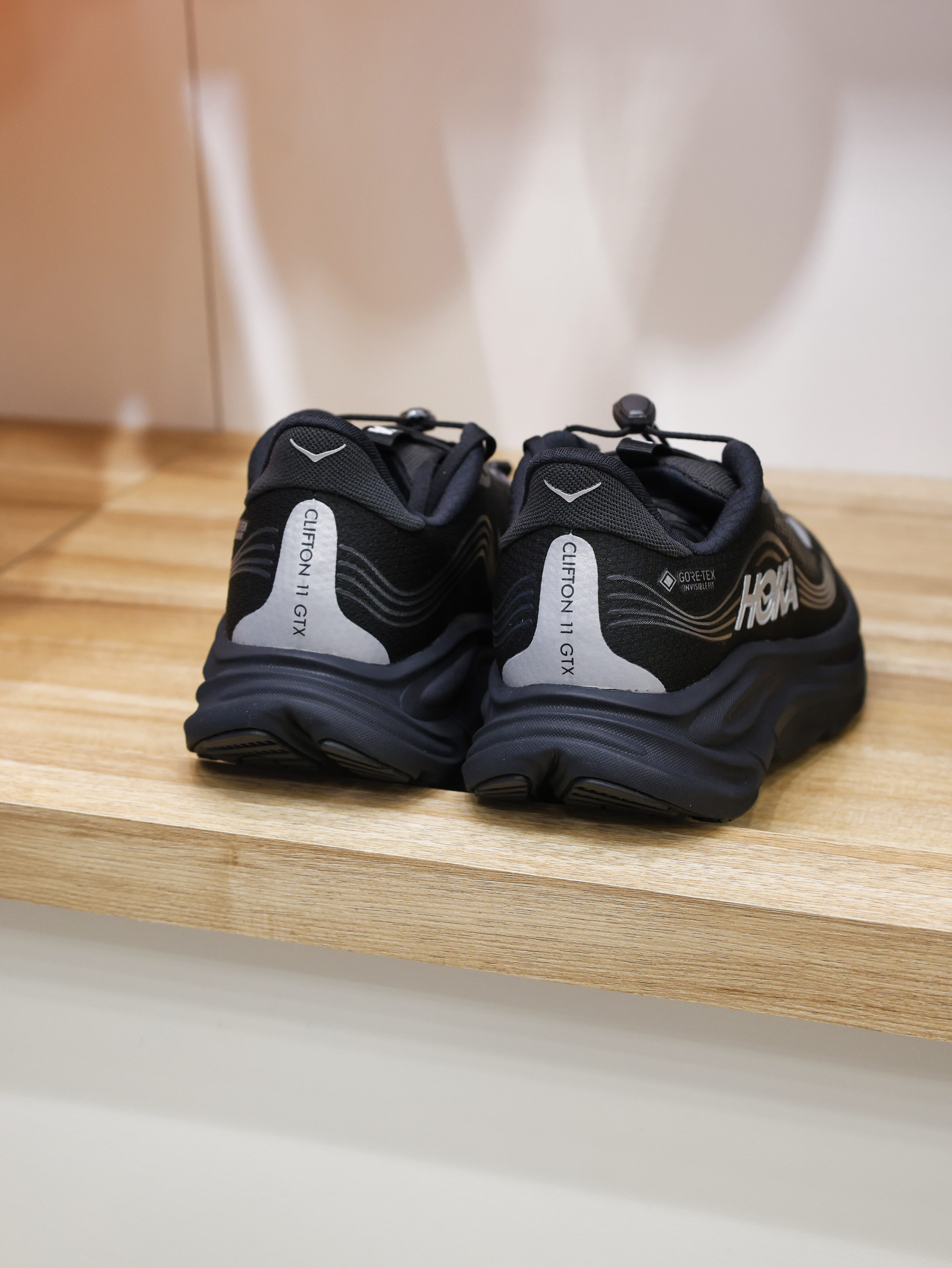 Hoka 男 Clifton 11 GTX Wide 路跑鞋 1177542BBLC