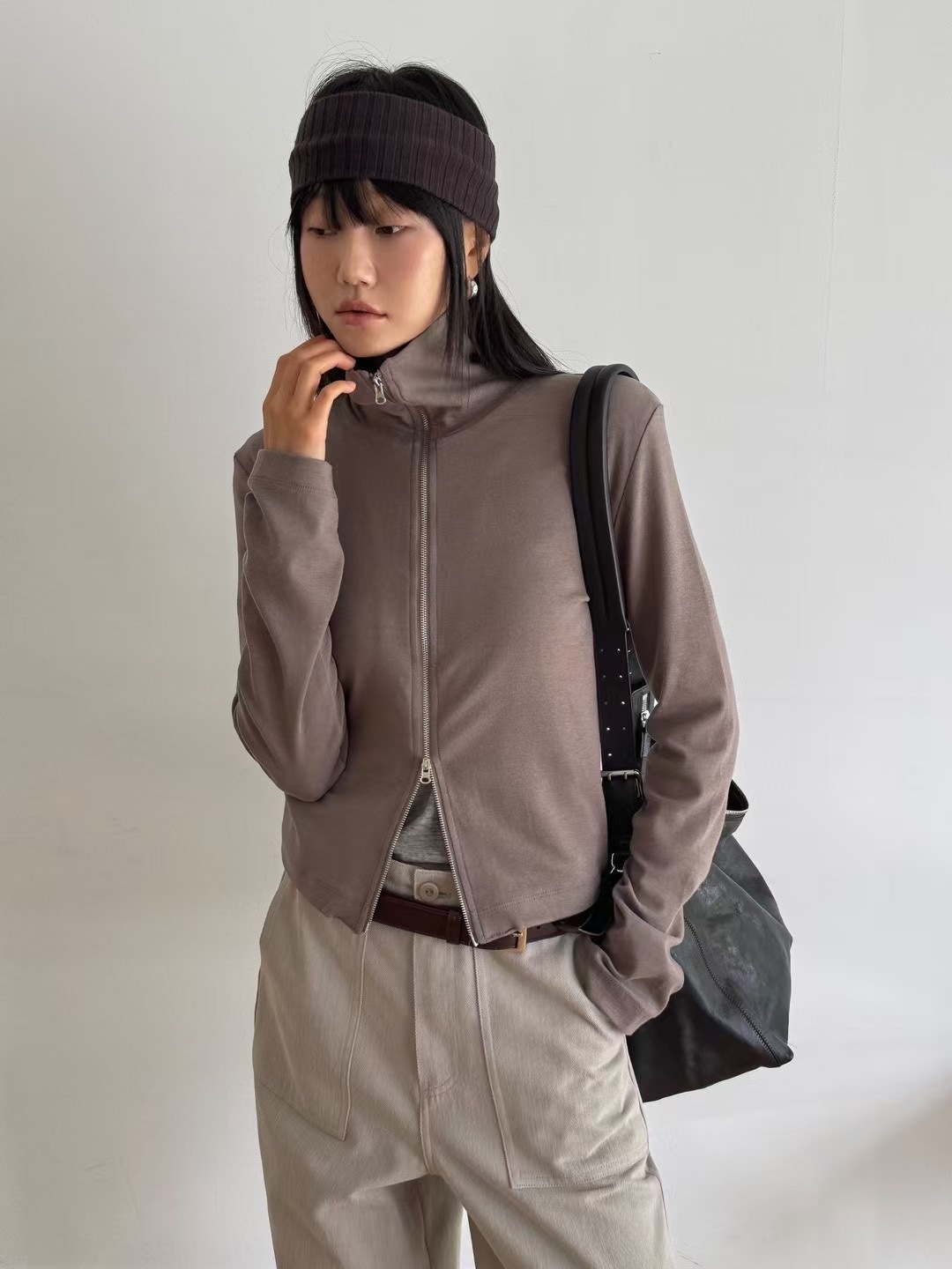 LG2633 Legacy Zip-up