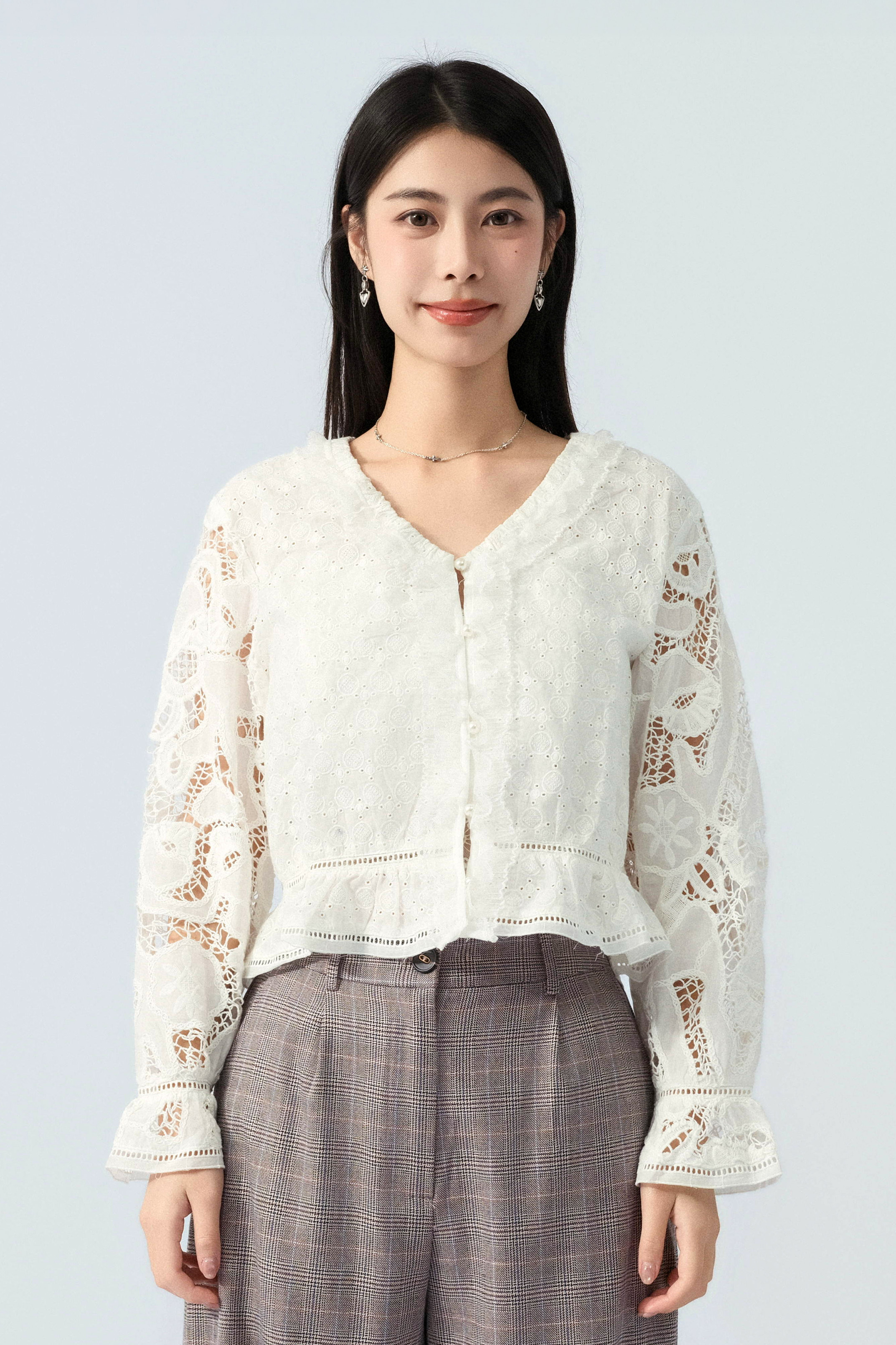 波希米亞風棉蕾絲上衣 (預購產品）