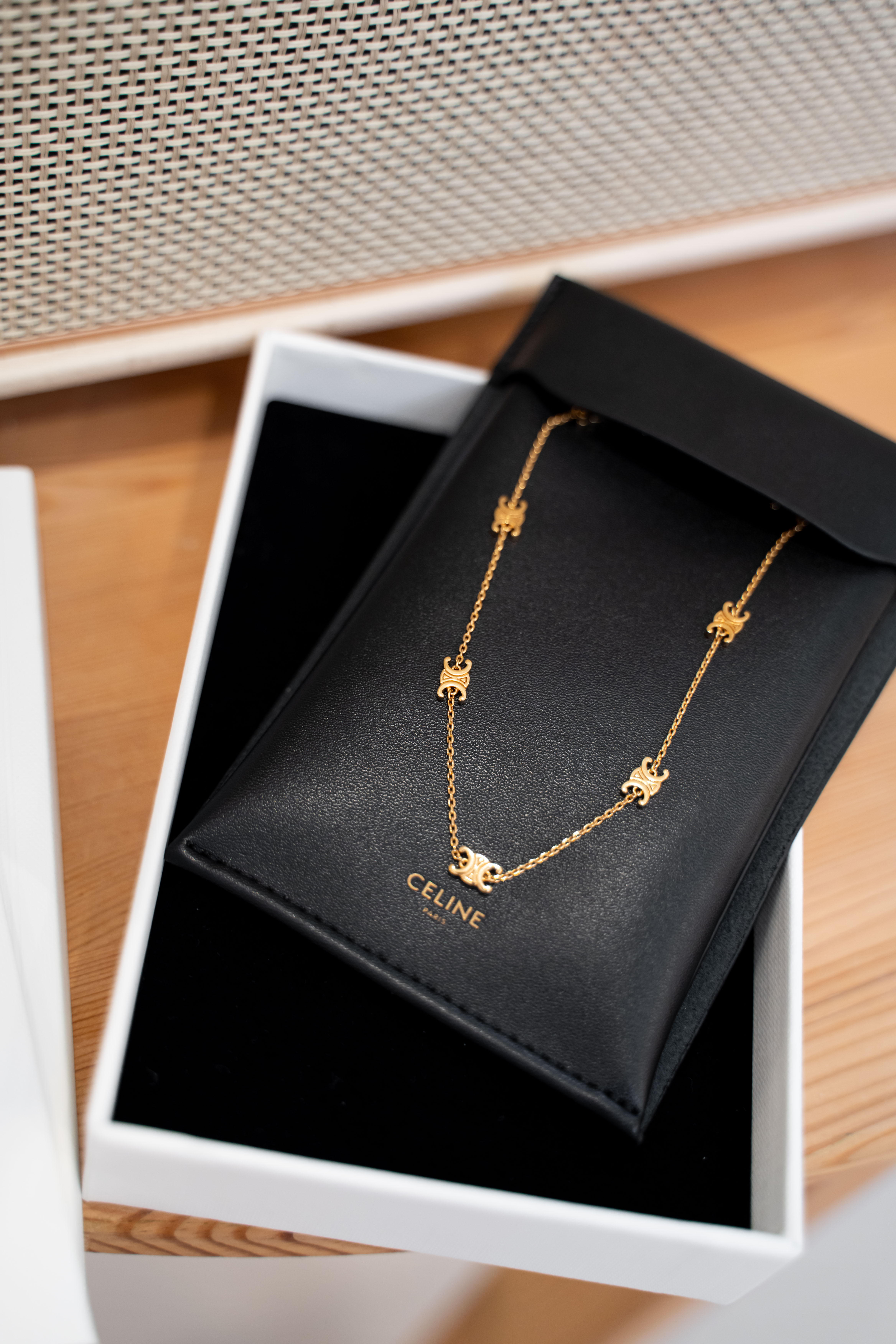 Celine Mini Triomphe Necklace 凱旋門金色頸鏈項鏈