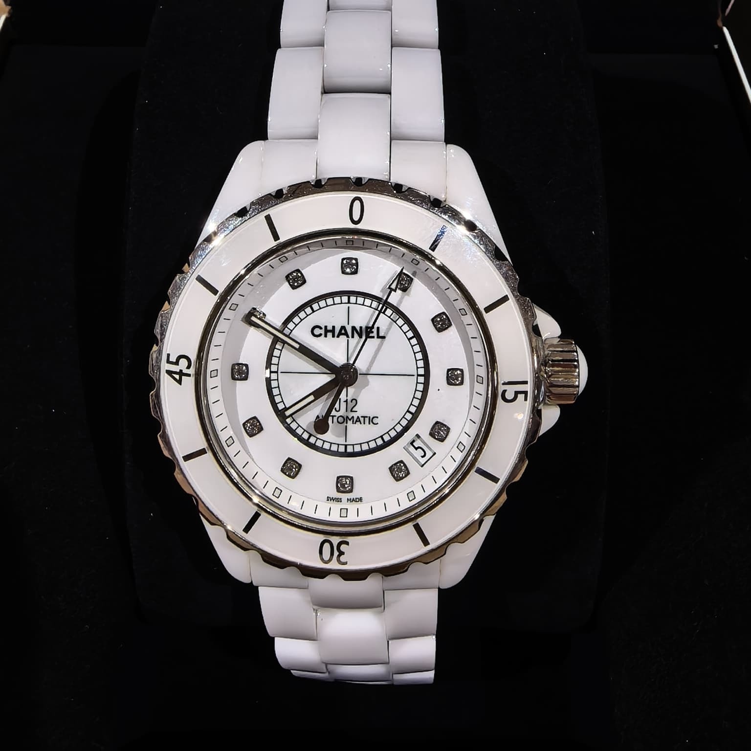 全新CHANEL手錶, J12, CALIBRE, 38mm,白色陶瓷/鑽石時標自動腕錶, #香榭站正品