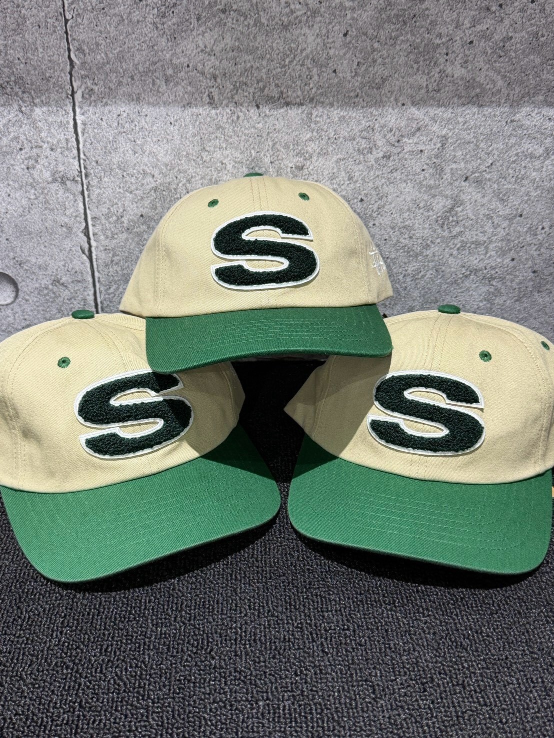Travis Scott同款 STUSSY 毛巾繡 S Logo 棒球帽 CHENILLE S LOW PRO CAP