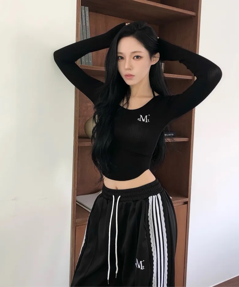 Mucent Riela Lace Track 蕾絲 運動褲 寬褲 黑色