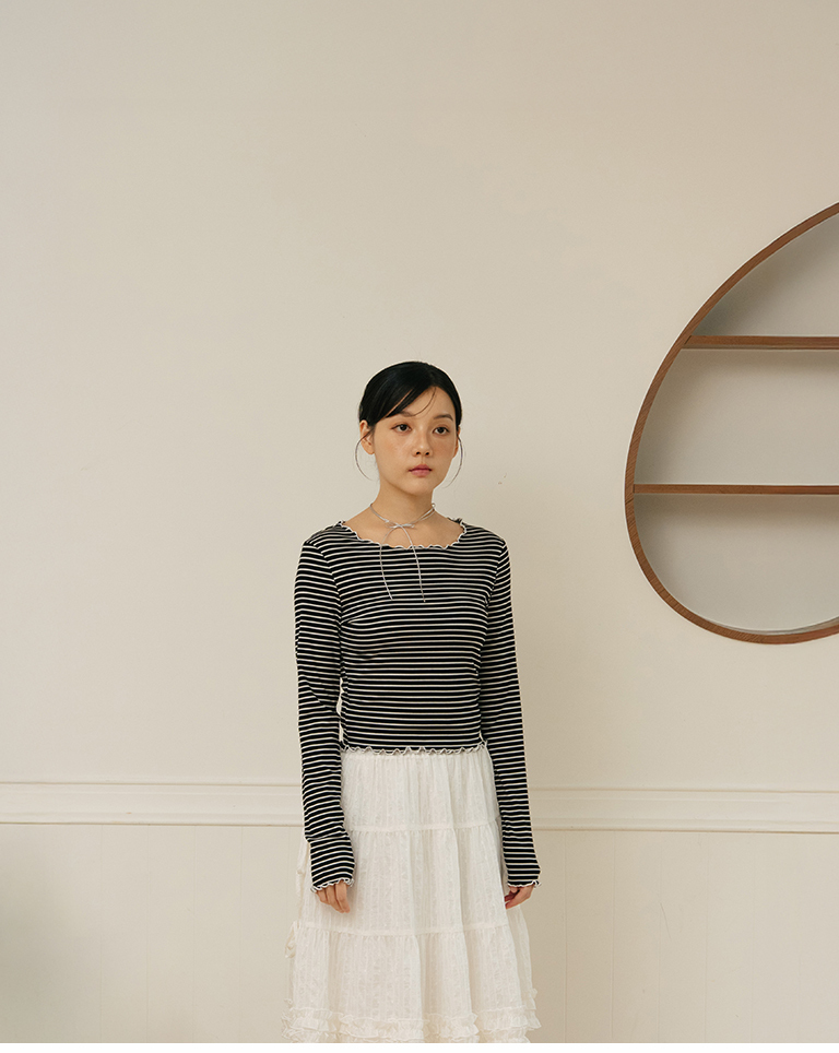 Fitted Striped Ribbed Lettuce-Edge Top - Black【01200083】in stock+pre-order