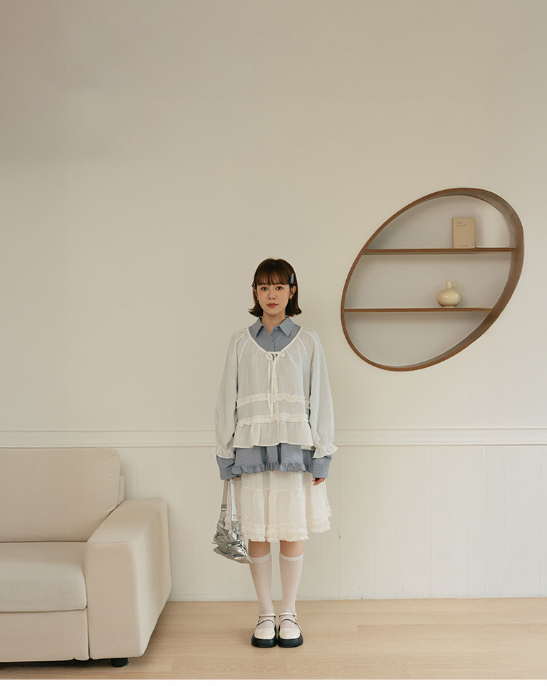 White long-sleeved top with ruffled tie and button-down design【01200145】in stock+pre-order