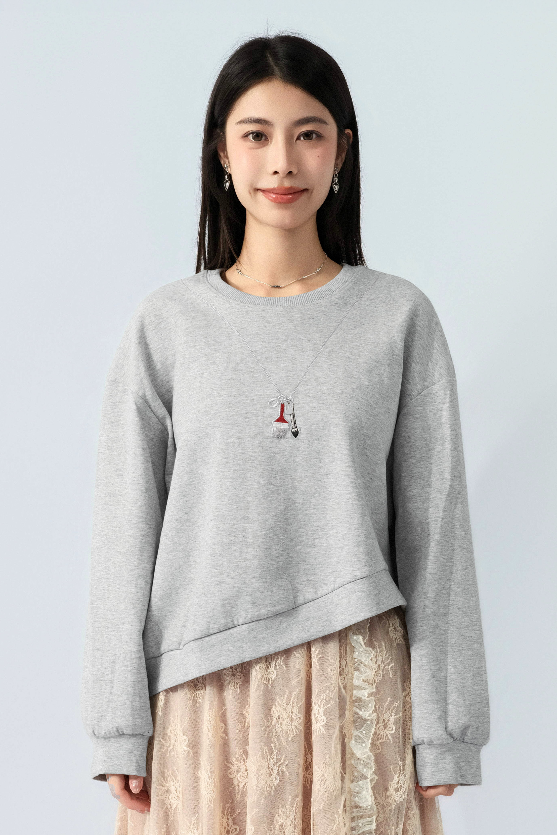 刺繡化妝掃斜腳衛衣（預購產品）