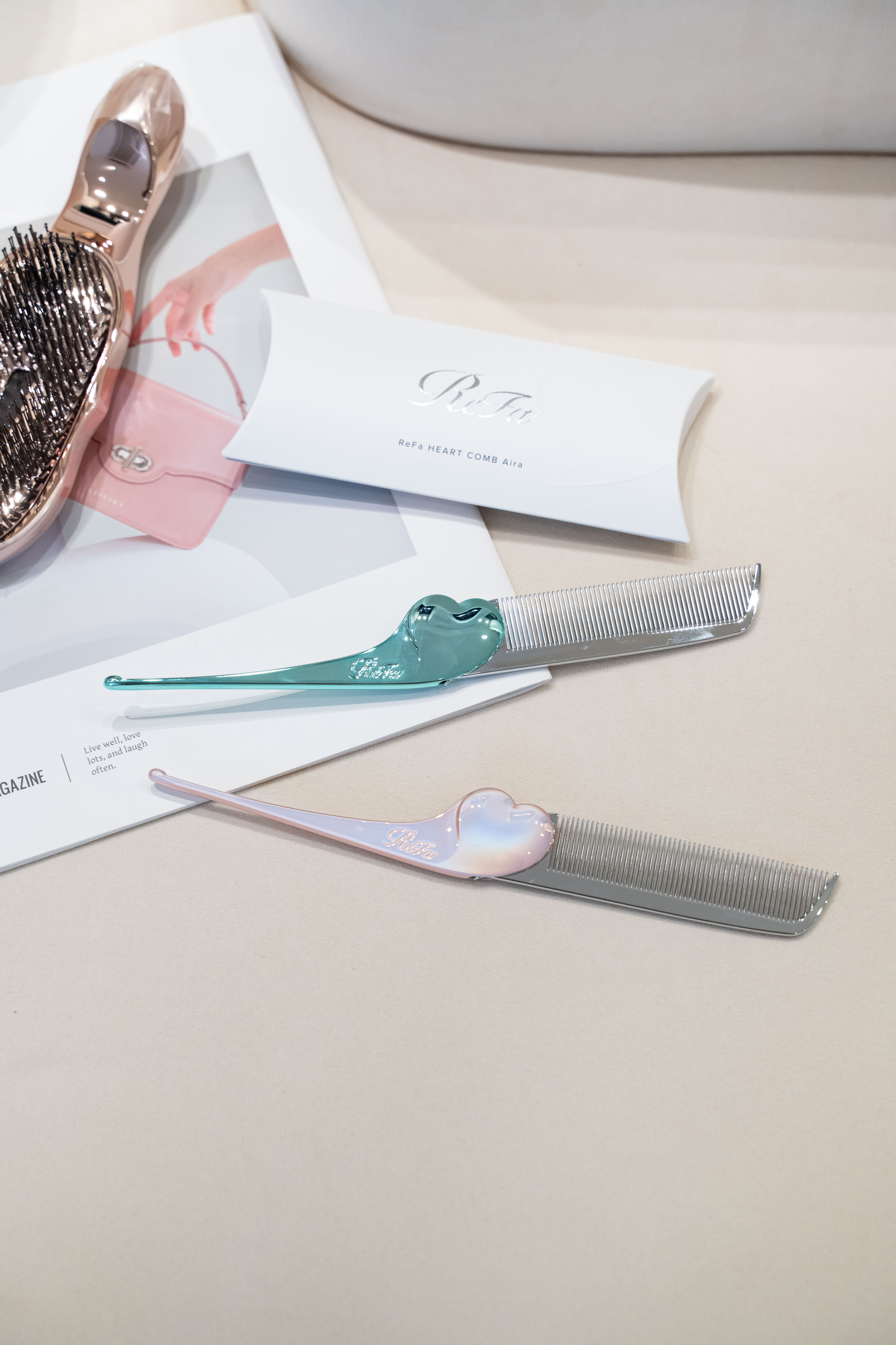 日本 REFA Heart Comb Aira 心形抗靜電順髮摺疊尖尾梳