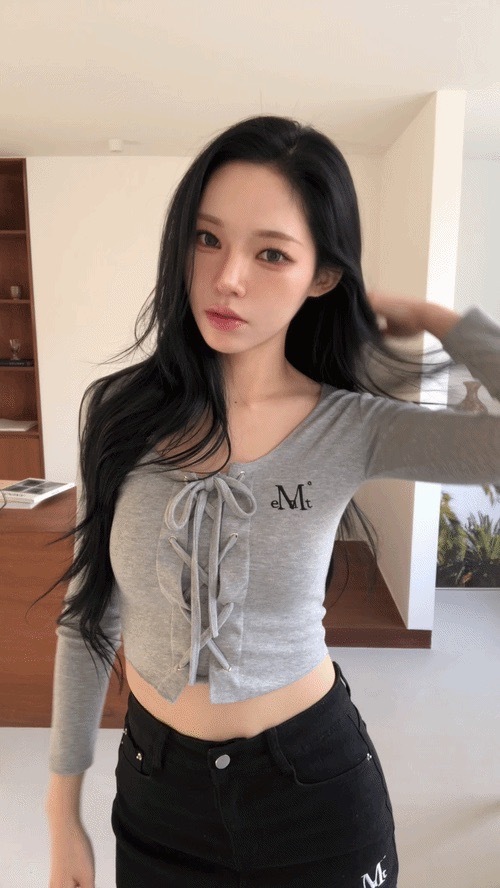 韓國限定🇰🇷 MUCENT MARING EYELET LACE-UP CORSET LONG SLEEVE T 繫帶 綁帶 緊身 貼身 長袖 / 預購