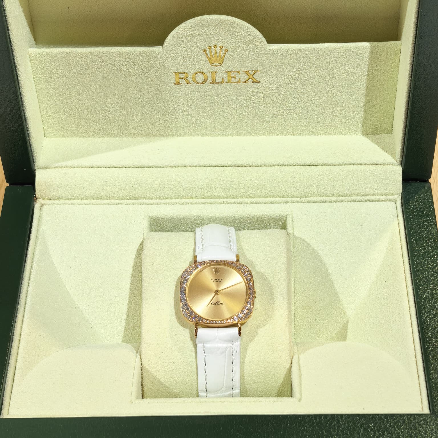 98%NEW二手ROLEX CELLINI 4084, 30MM, 18K金錶面(後加鑽錶圈),紅色皮帶, 手動上鏈 #正裝錶 #香榭站正品