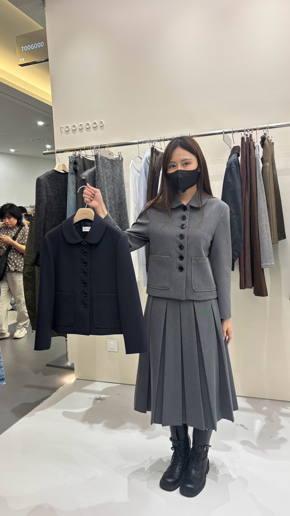 TG71102 法式優雅娃娃領排扣修身毛呢外套